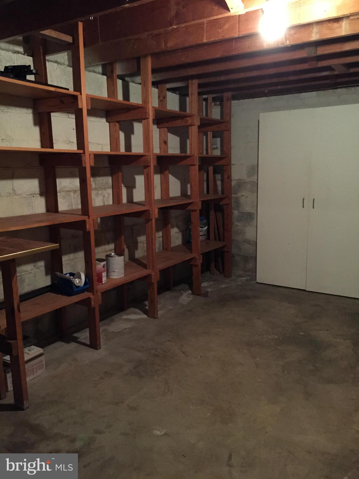 WEST SPRINGFIELD - Residential Lease