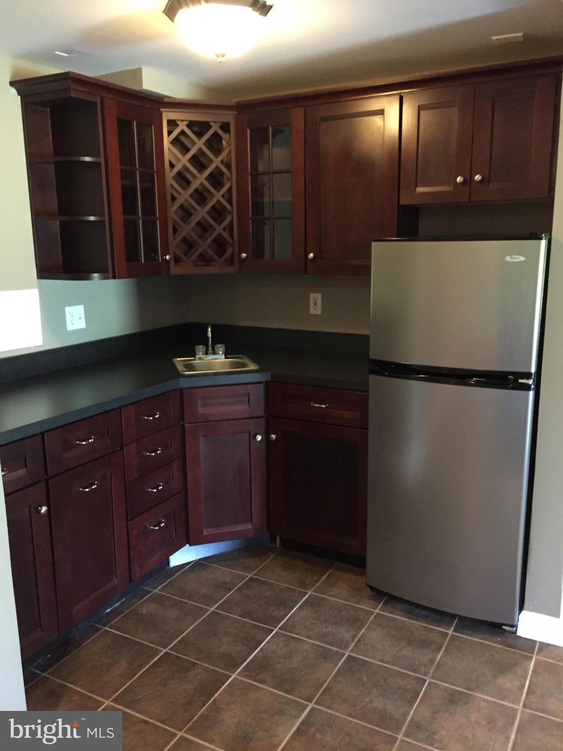 WEST SPRINGFIELD - Residential Lease
