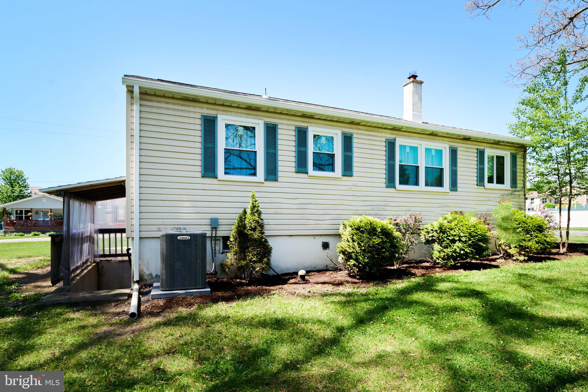 WOODYCREST - Residential