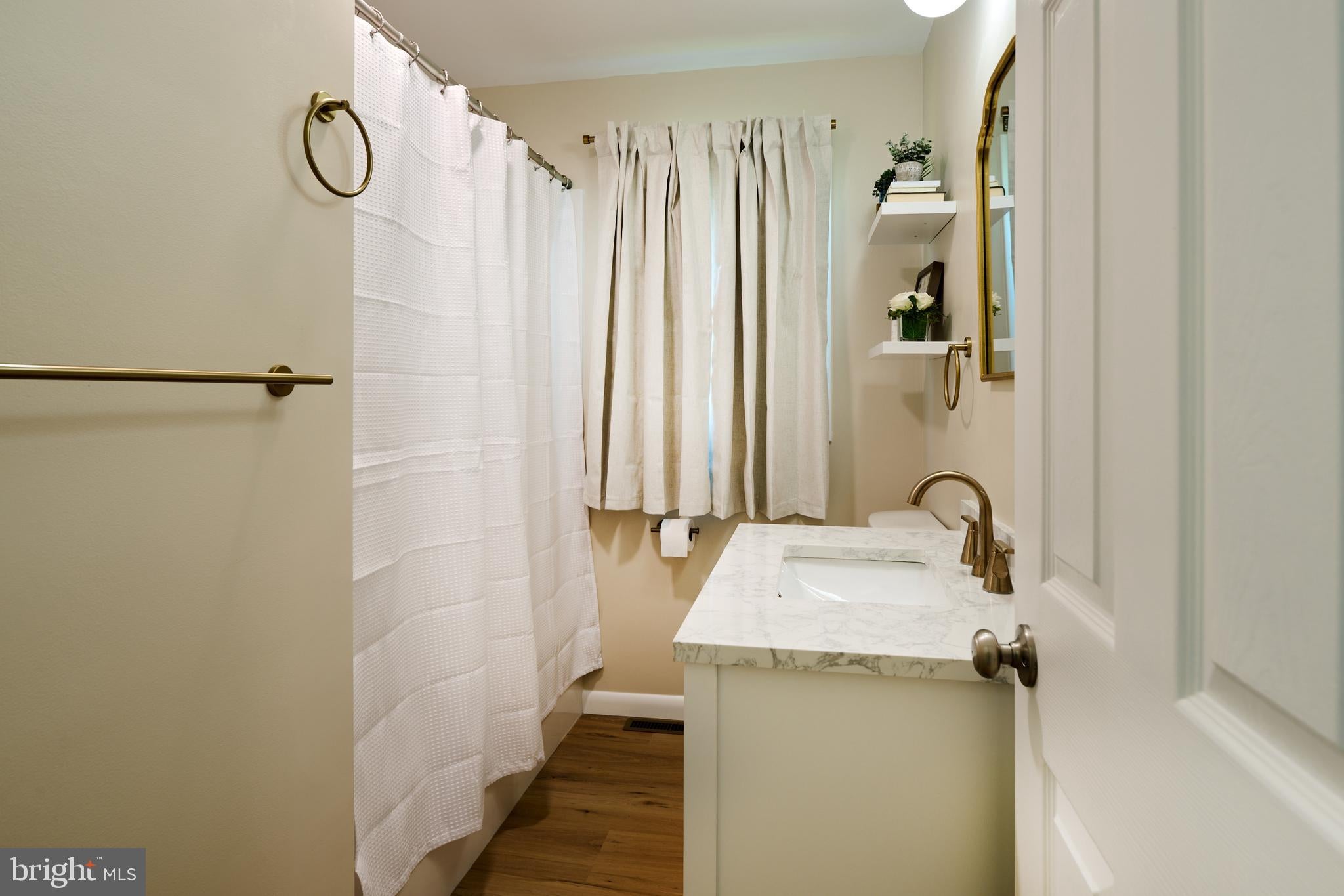 WOODYCREST - Residential