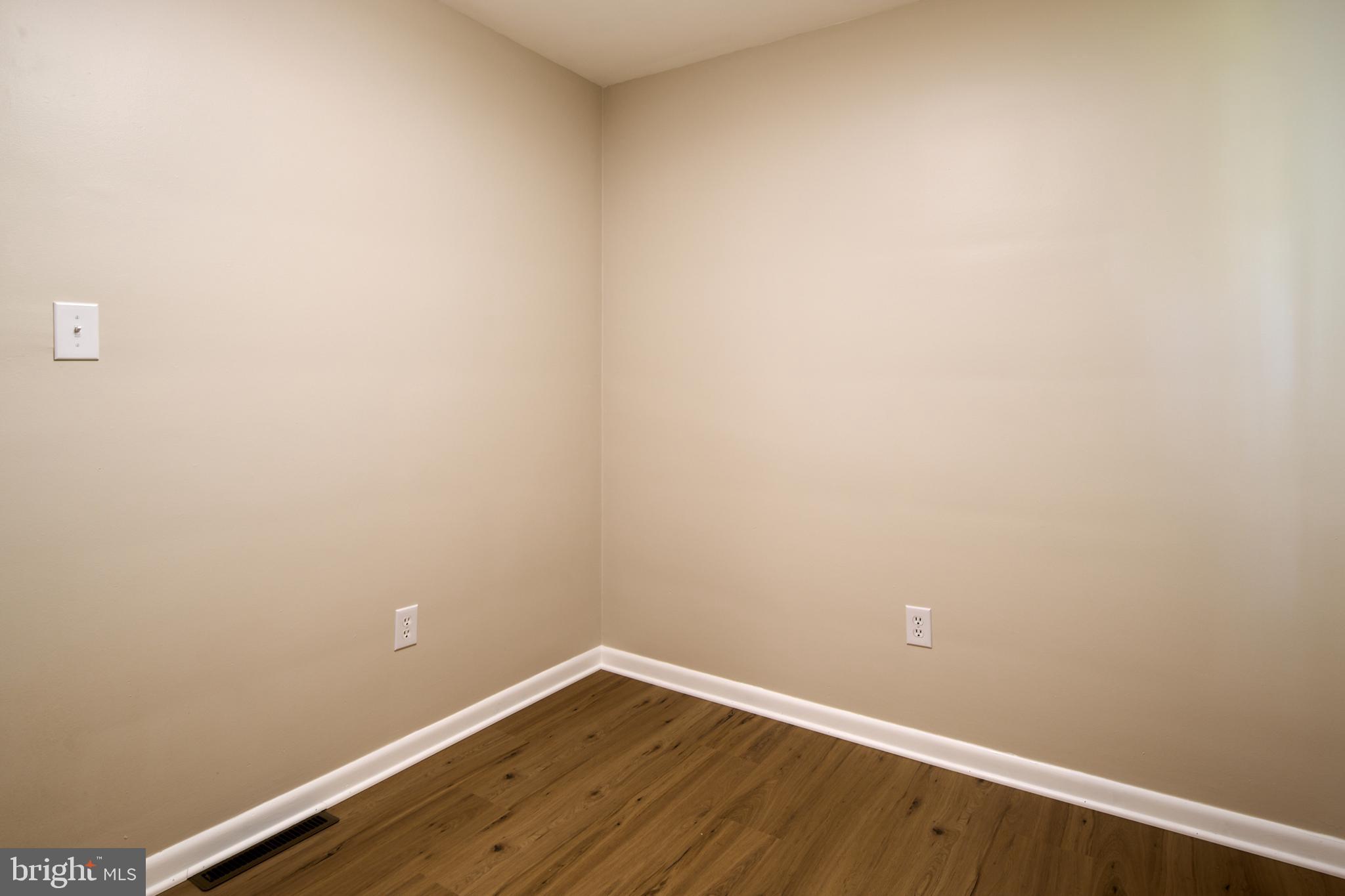 WOODYCREST - Residential
