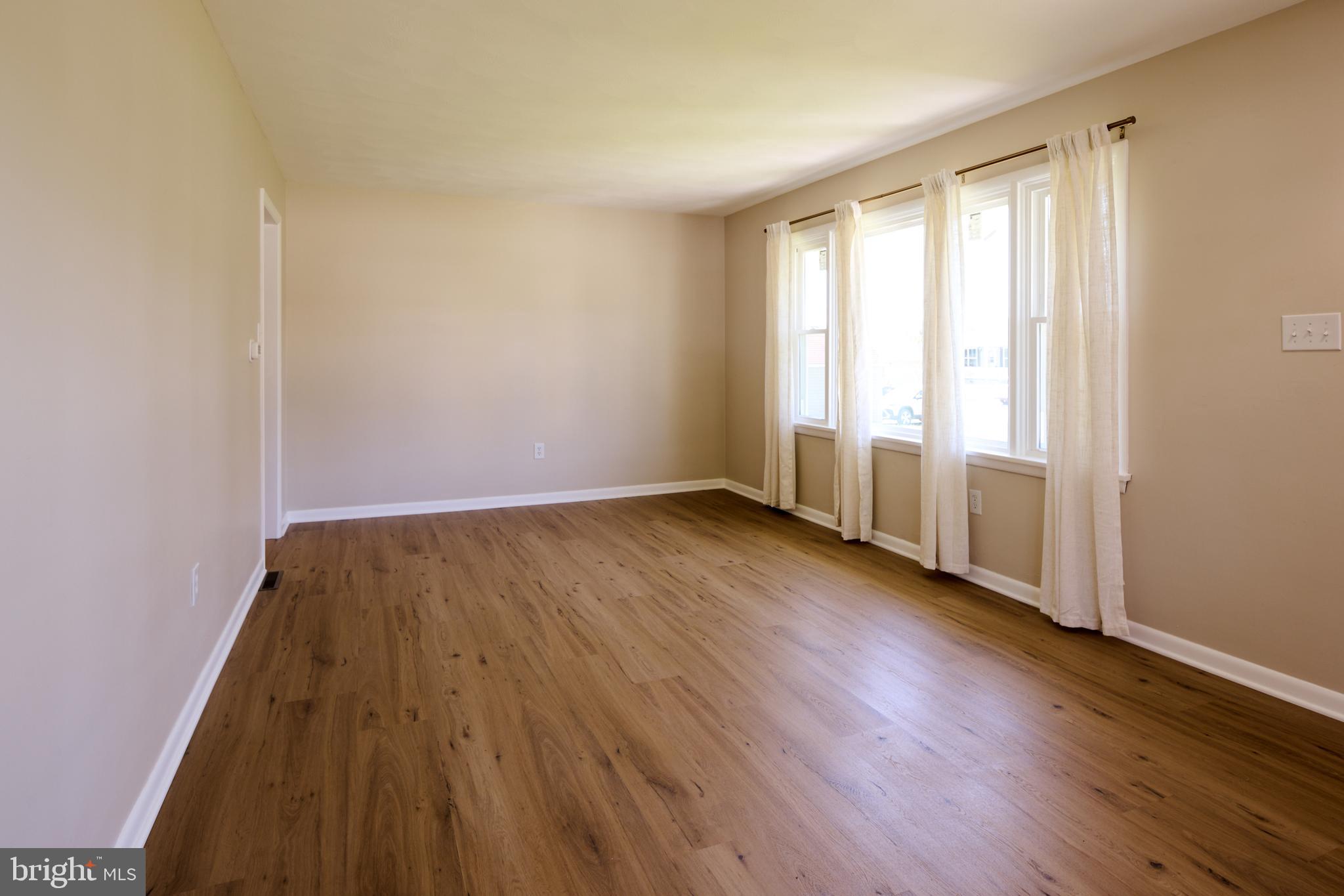 WOODYCREST - Residential