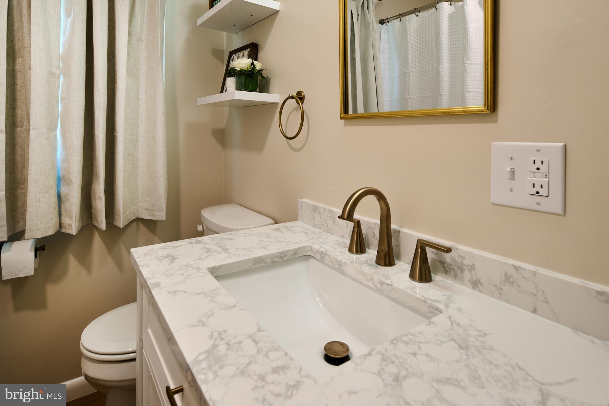 WOODYCREST - Residential