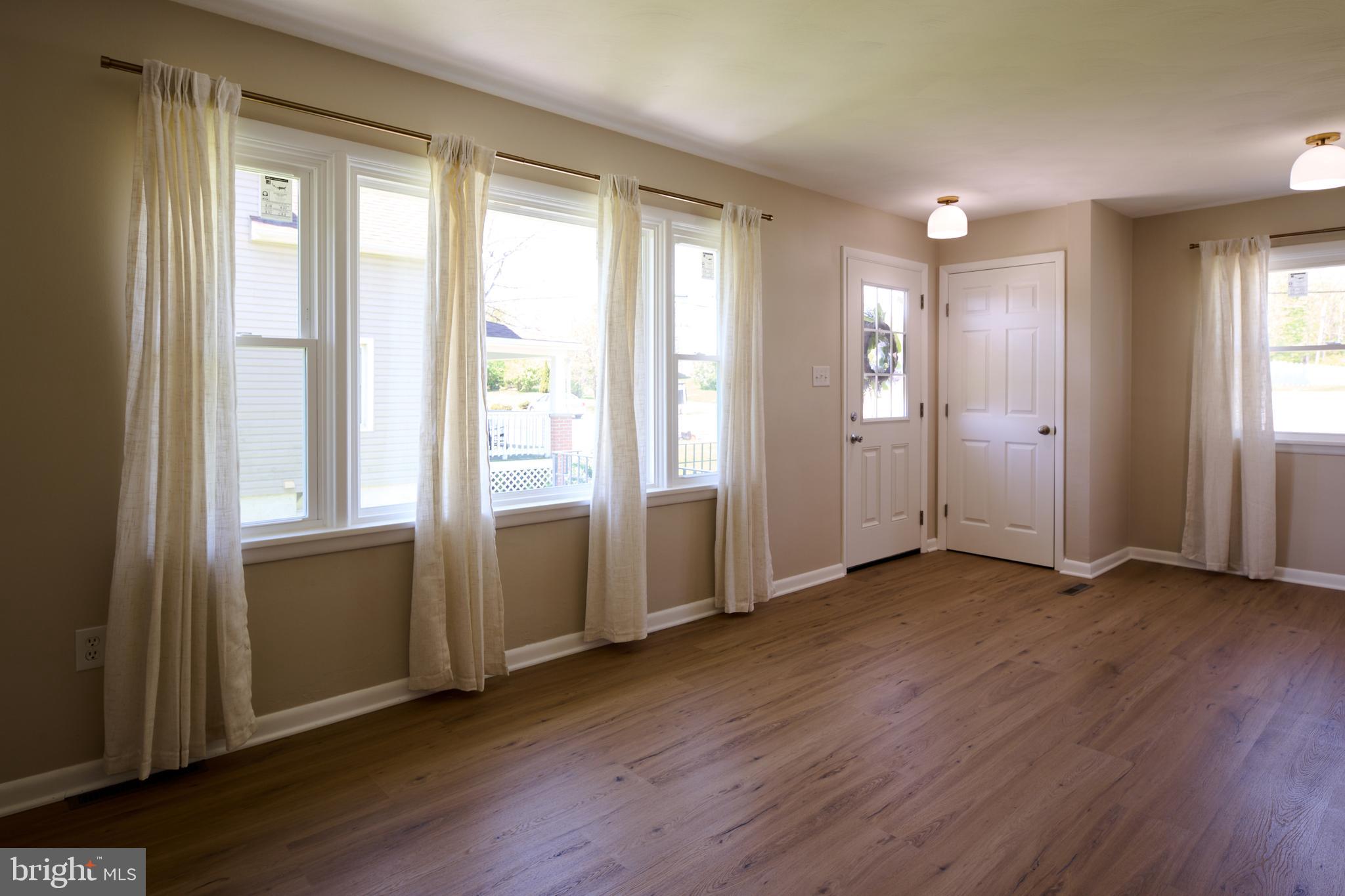 WOODYCREST - Residential