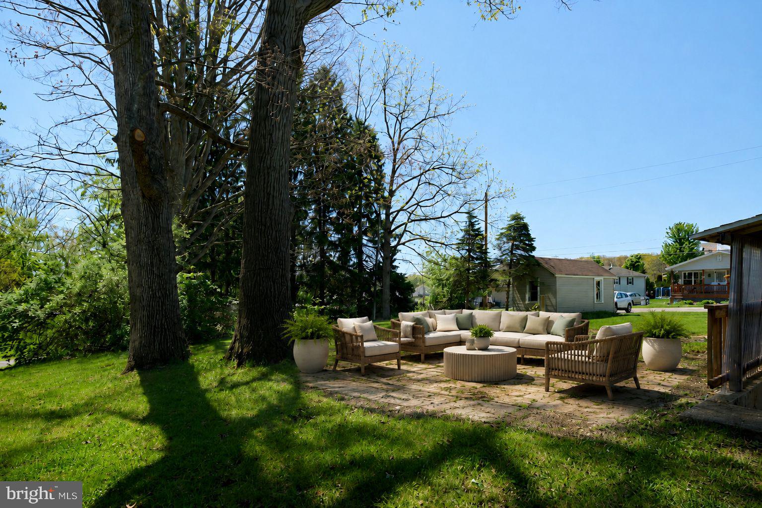 WOODYCREST - Residential