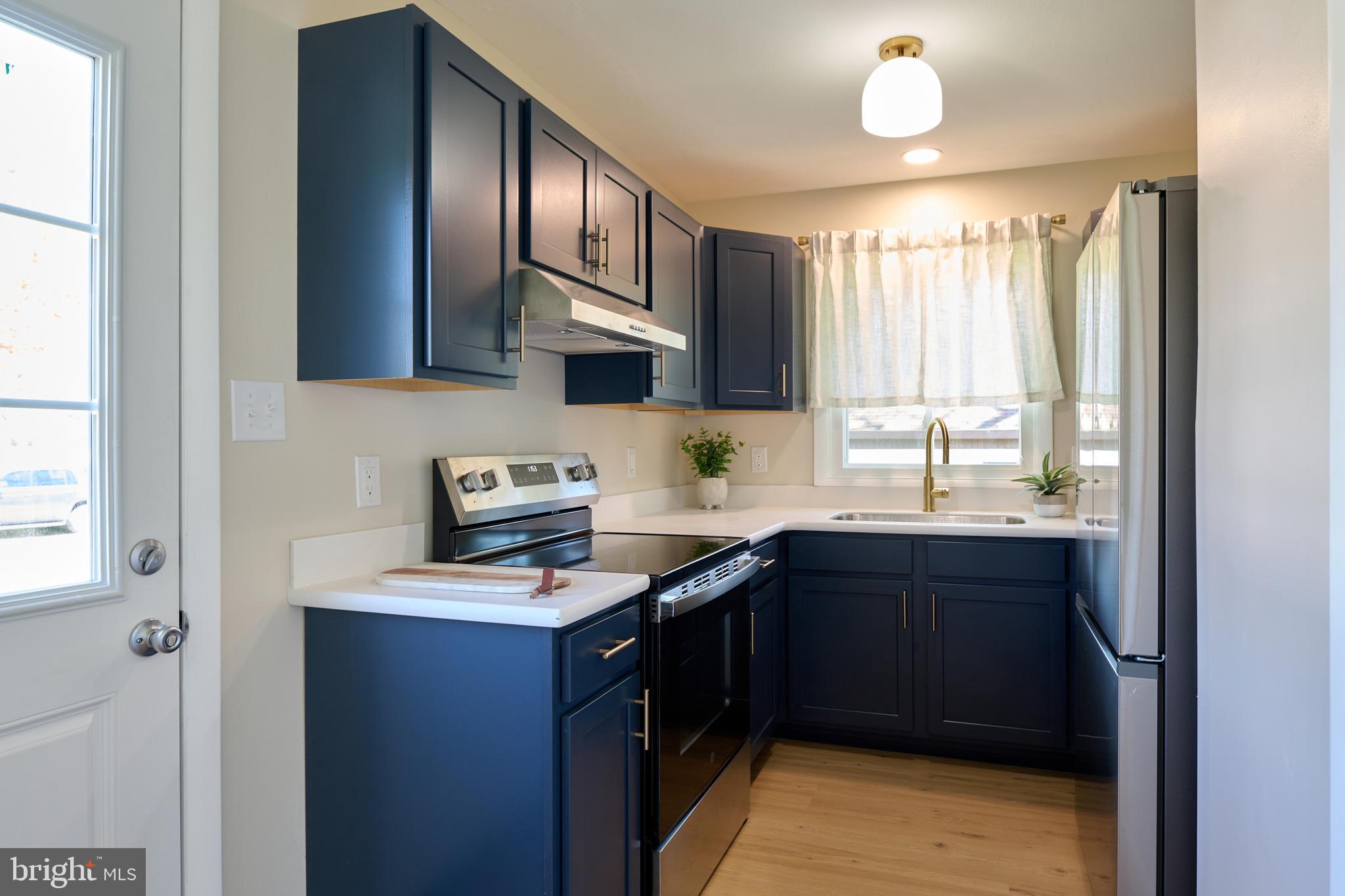 WOODYCREST - Residential