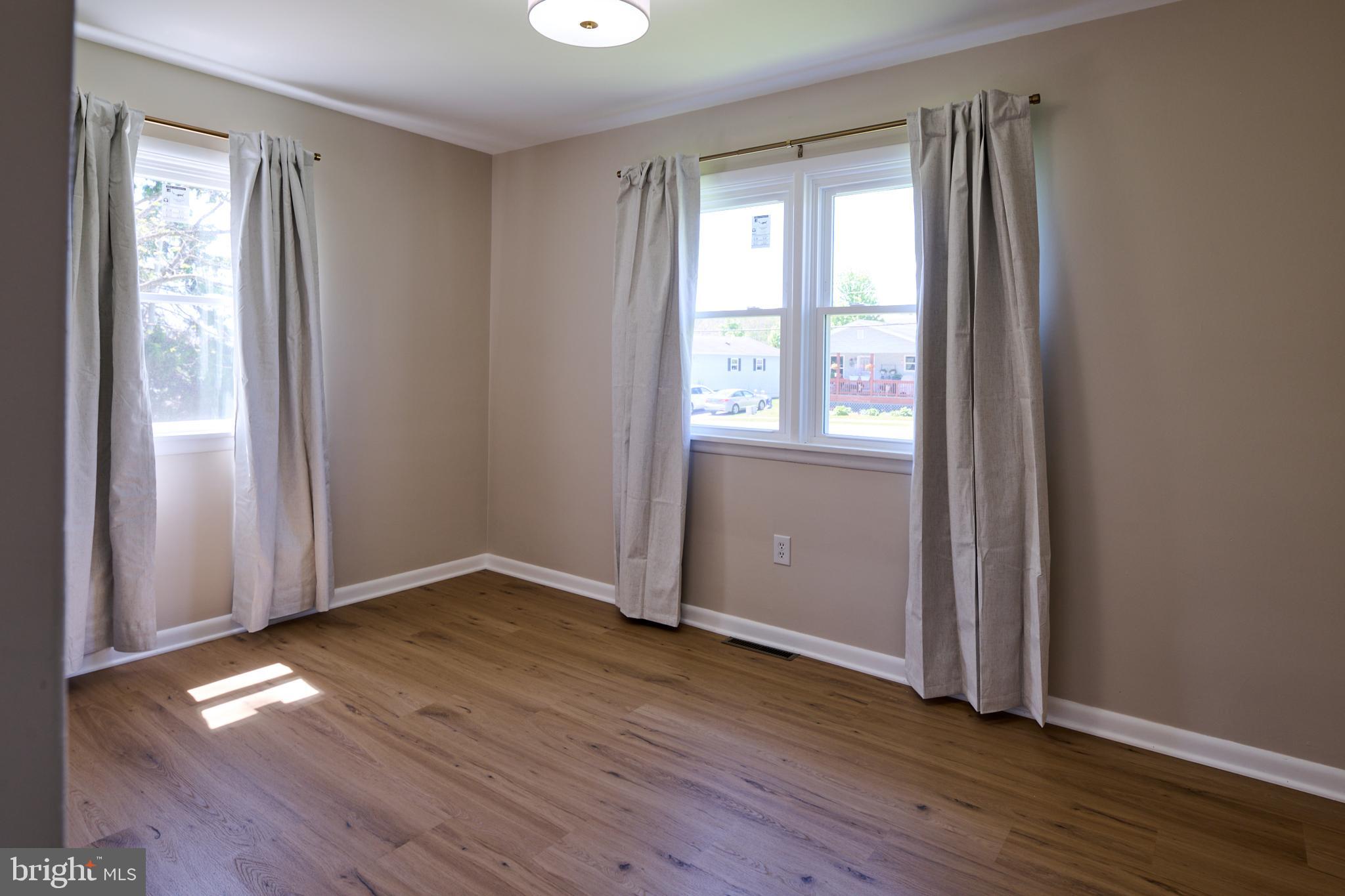 WOODYCREST - Residential
