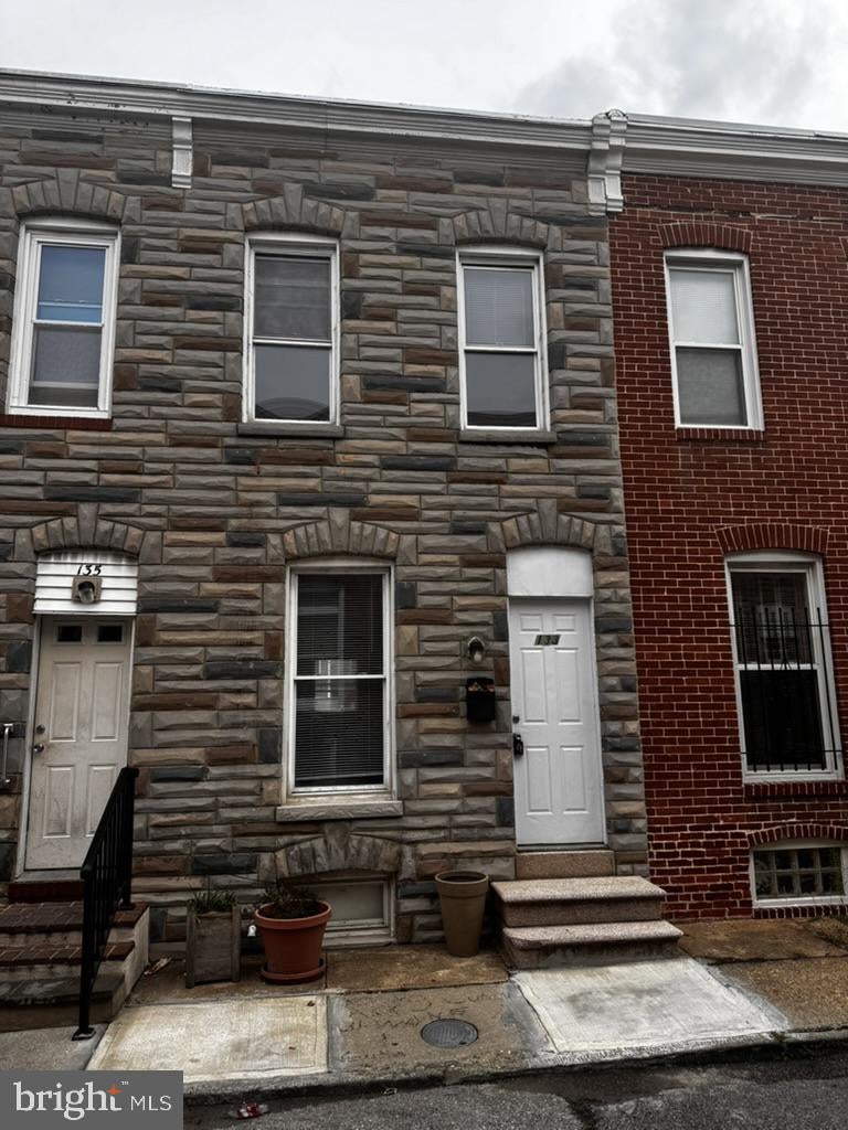 133 N GLOVER STREET