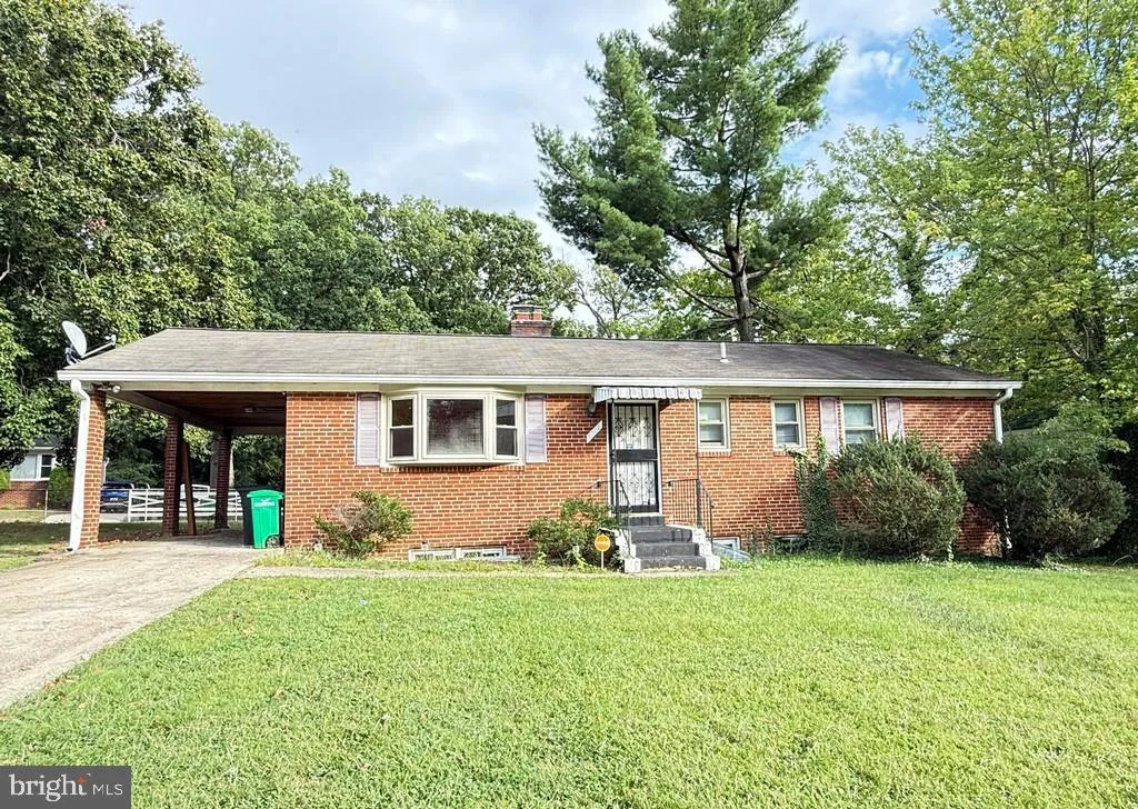 5000 Manor Court