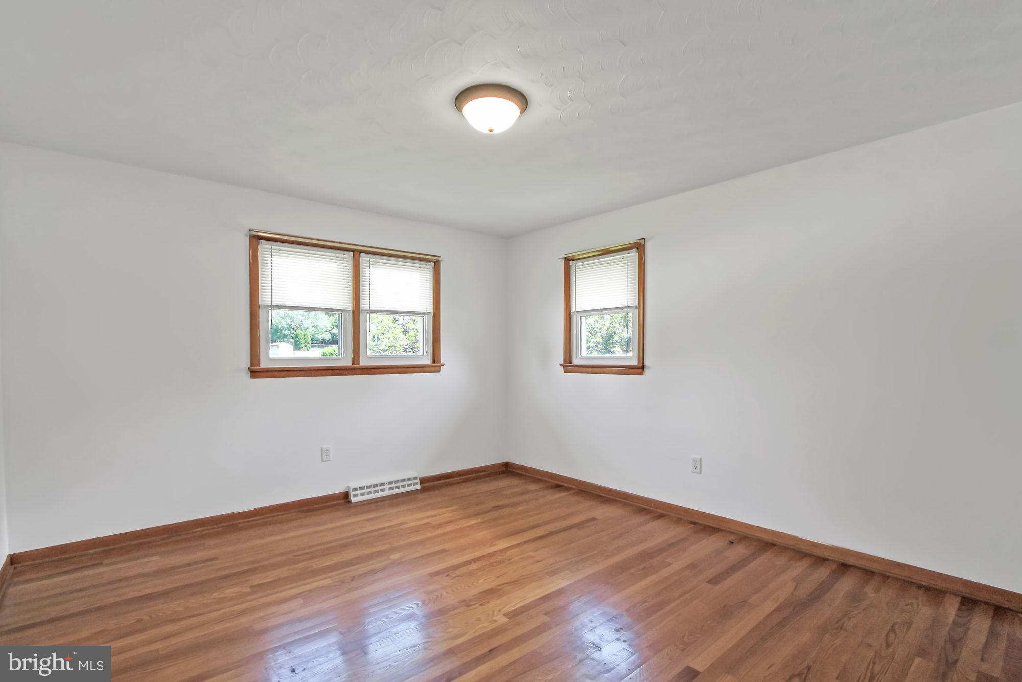 WEST MANCHESTER - Residential