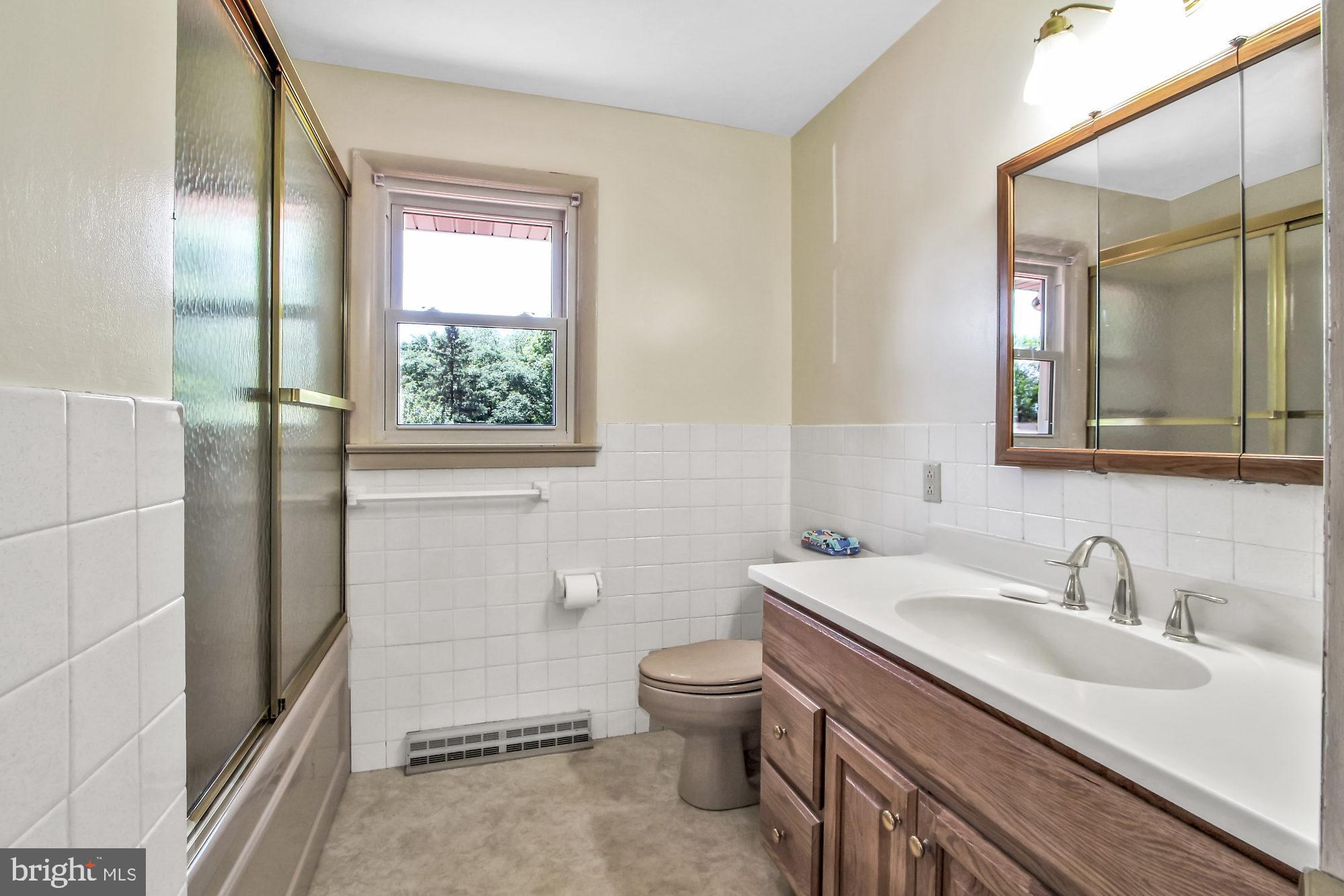 WEST MANCHESTER - Residential