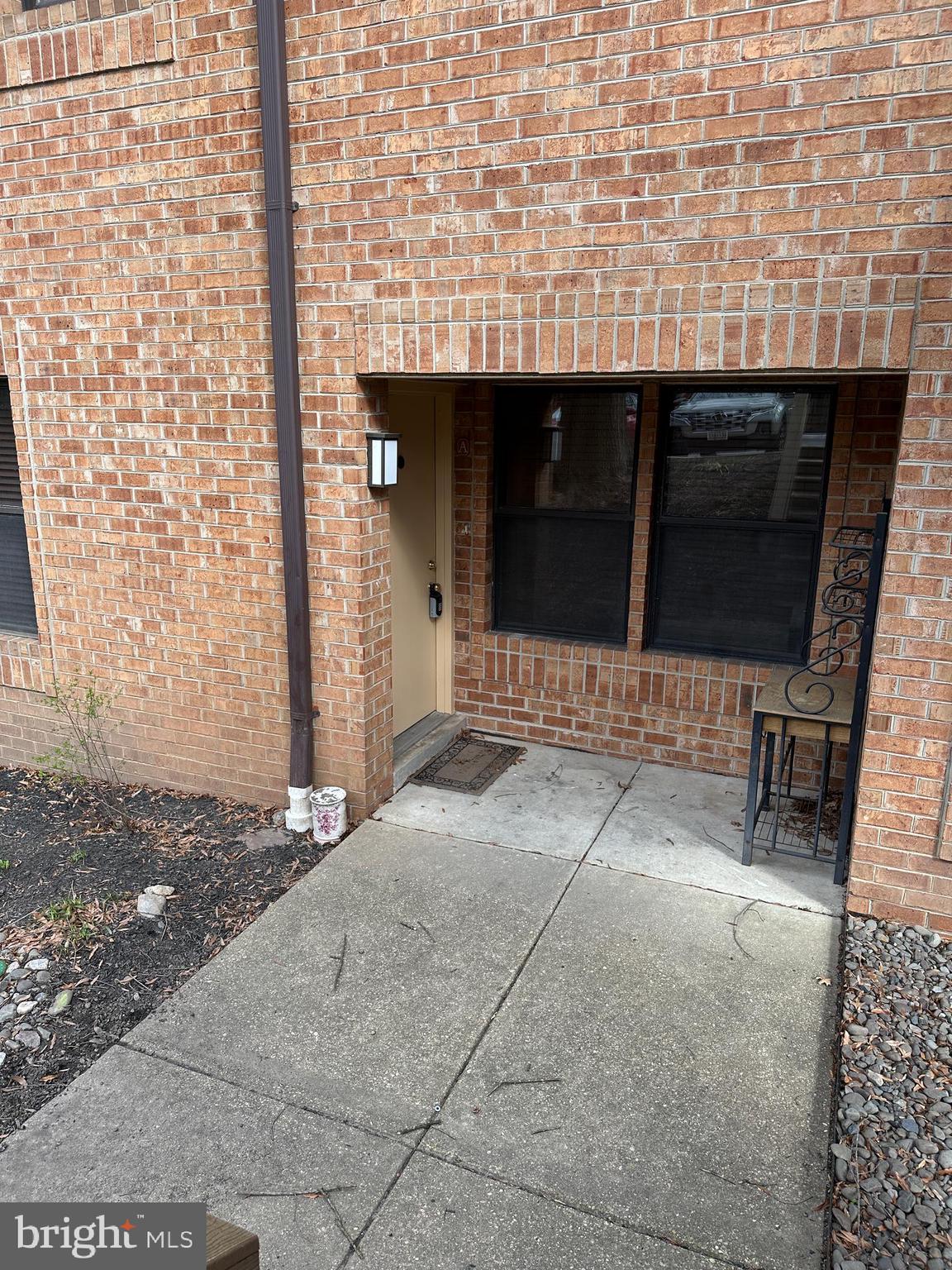 VILLAGE OF KINGS CONTRIVANCE - Residential Lease