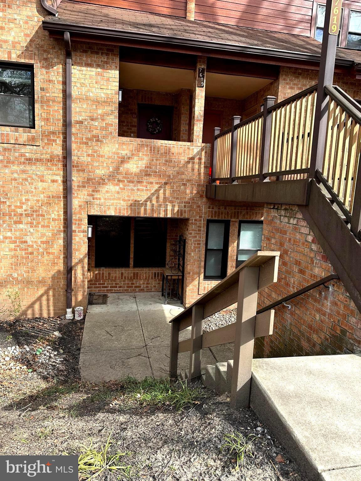 VILLAGE OF KINGS CONTRIVANCE - Residential Lease