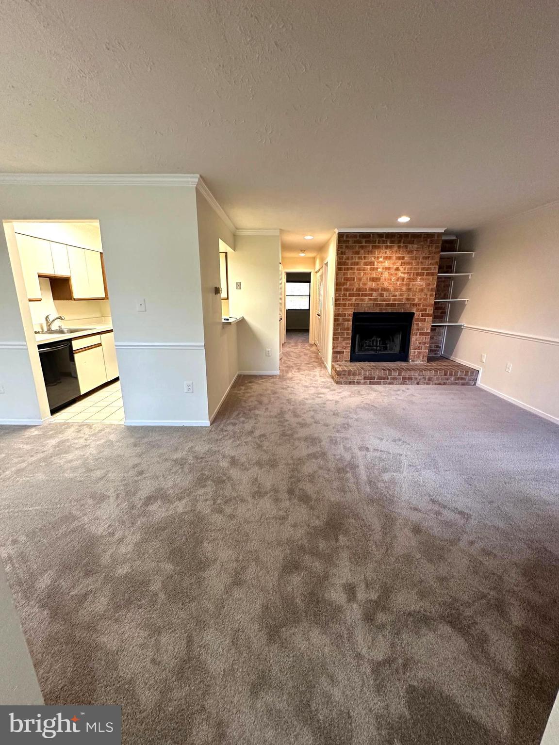 VILLAGE OF KINGS CONTRIVANCE - Residential Lease