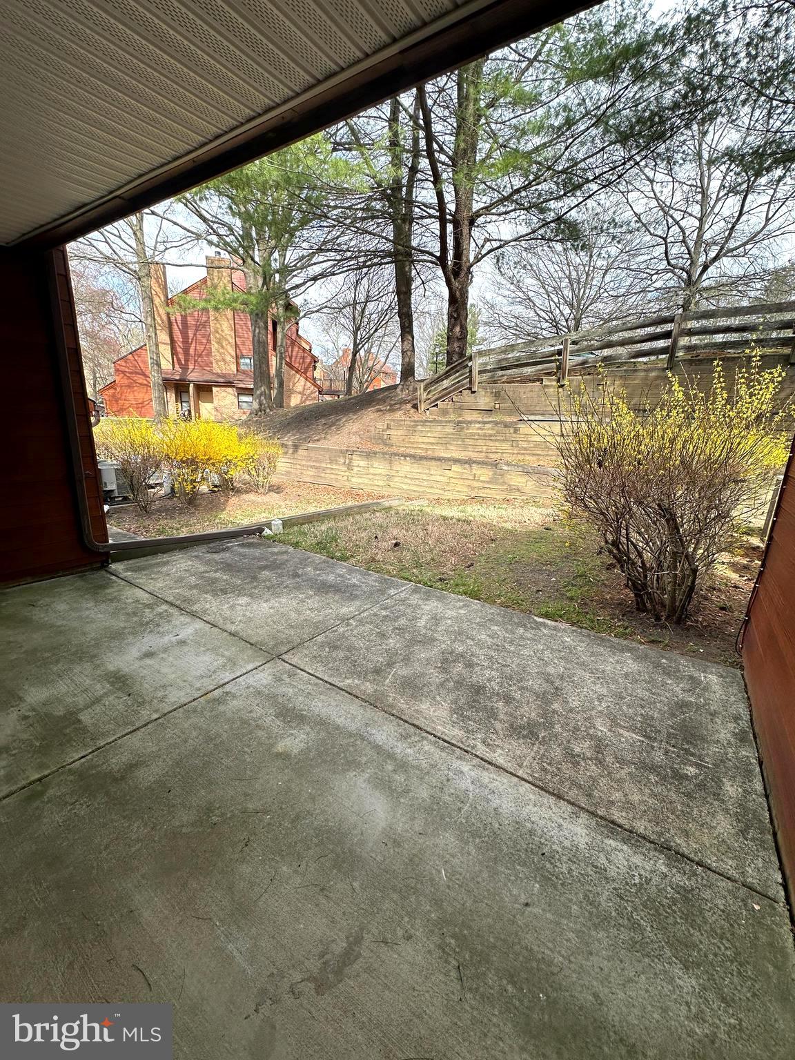 VILLAGE OF KINGS CONTRIVANCE - Residential Lease