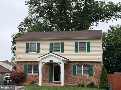 Photo of 8580 King Carter Street, MANASSAS, VA 20110 (MLS # VAMN2011062)