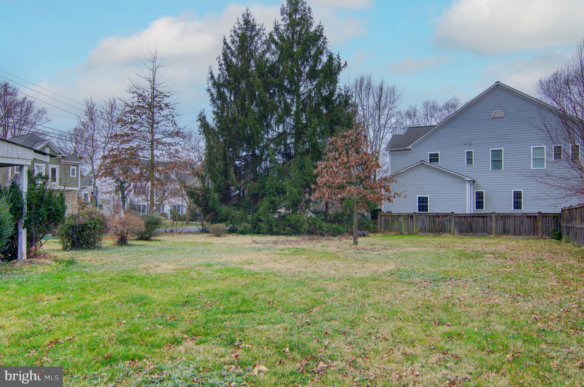 ELLISON HEIGHTS - Residential