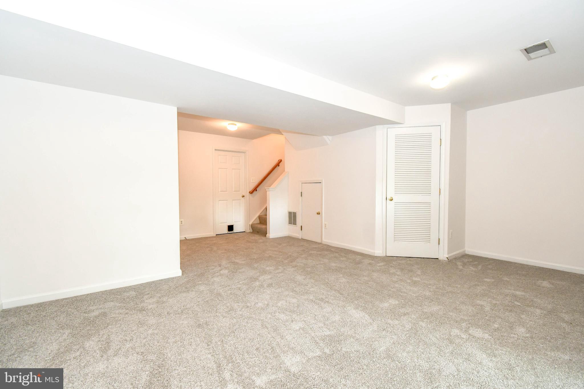 STRATFORD - Residential