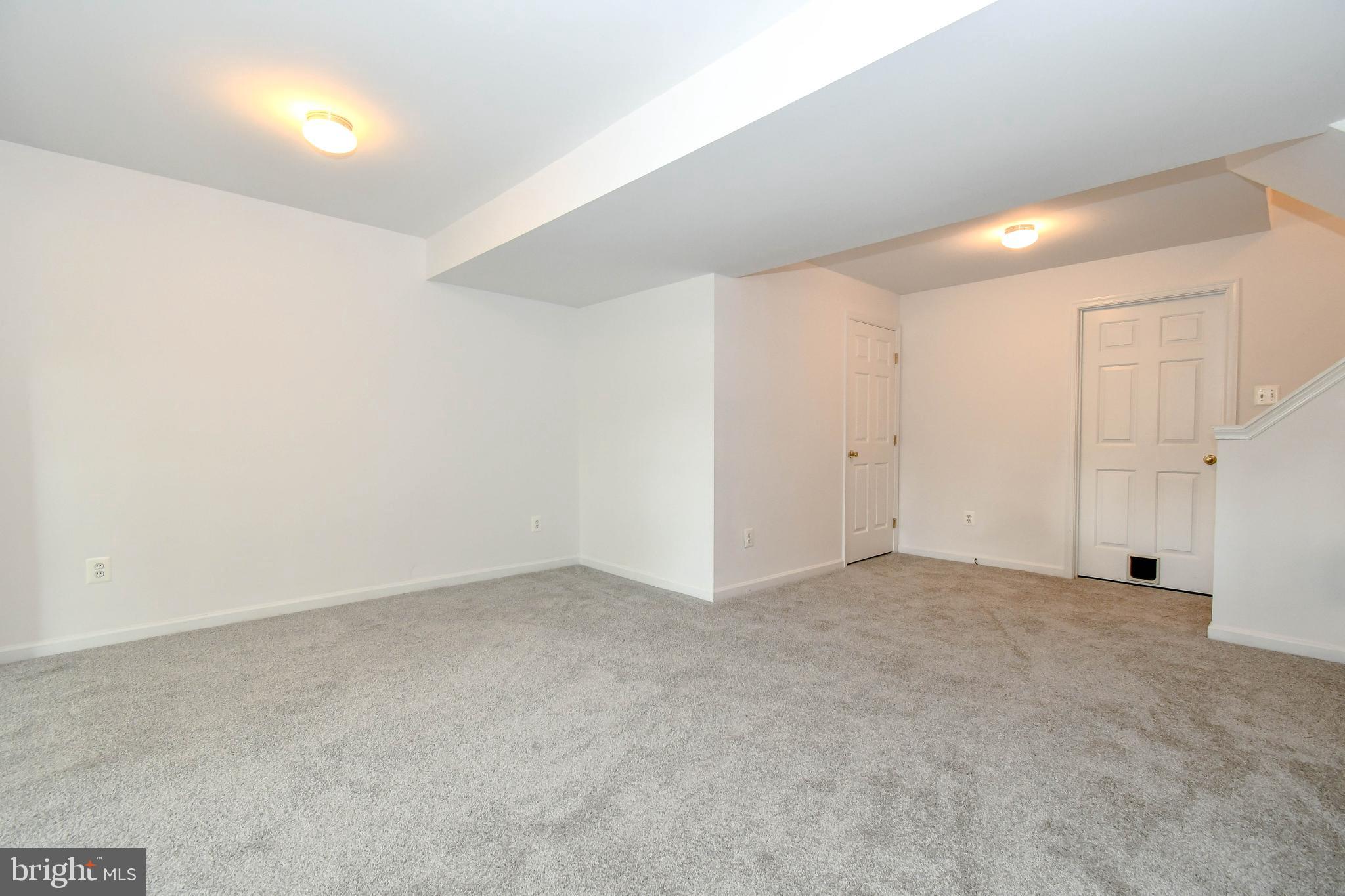 STRATFORD - Residential