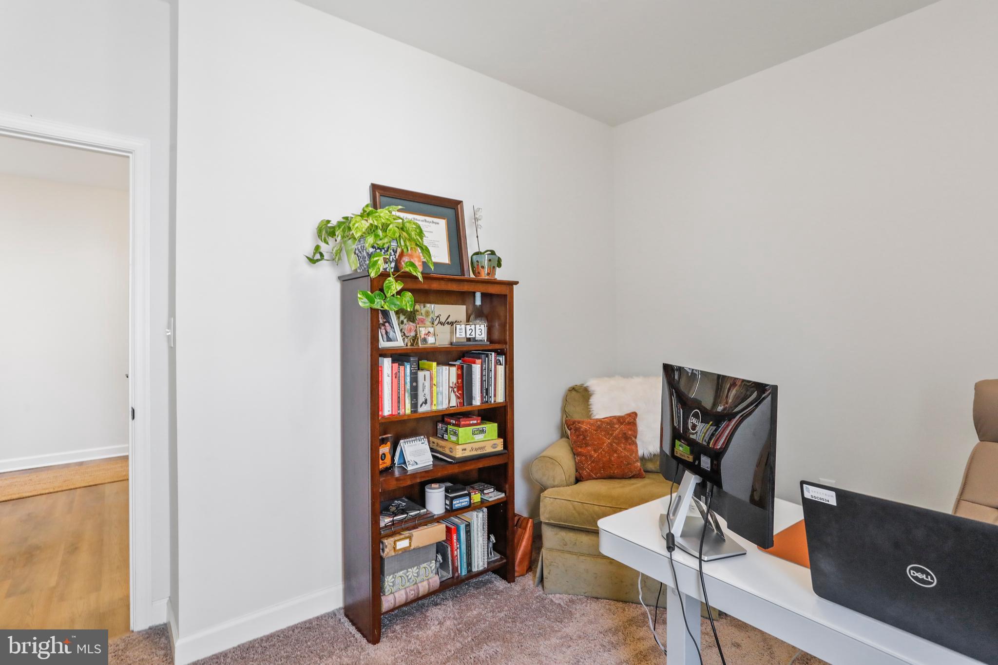 CAREFREE ACRES - Residential