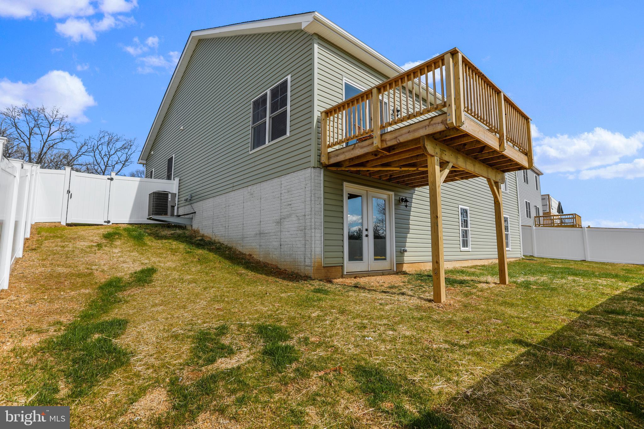 CAREFREE ACRES - Residential