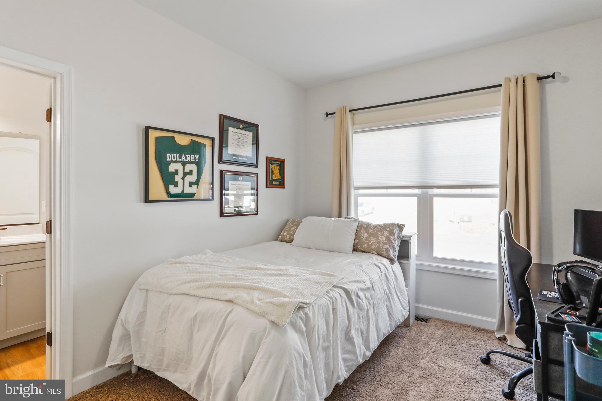 CAREFREE ACRES - Residential