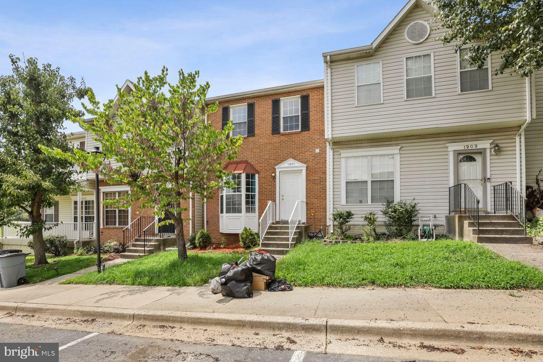 SOUTH ADDISON HGHTS TOWN - Residential