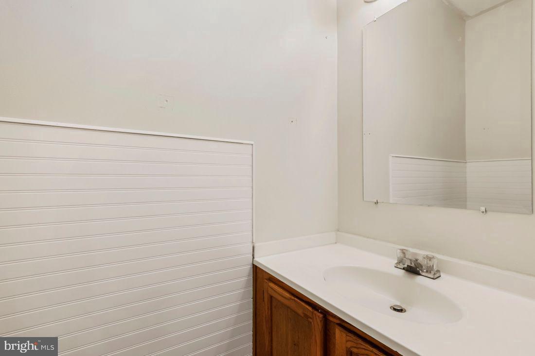 SOUTH ADDISON HGHTS TOWN - Residential