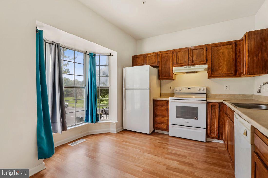 SOUTH ADDISON HGHTS TOWN - Residential