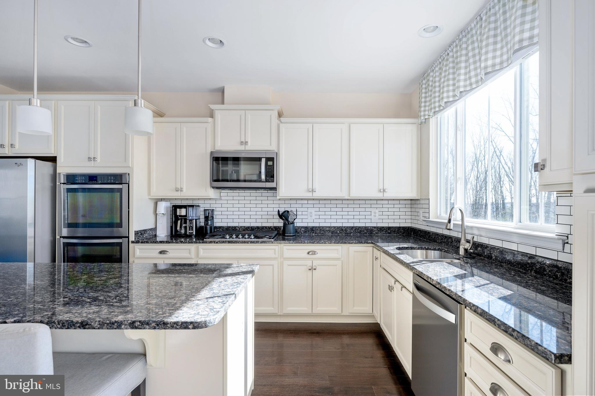 EMBREY MILL - Residential