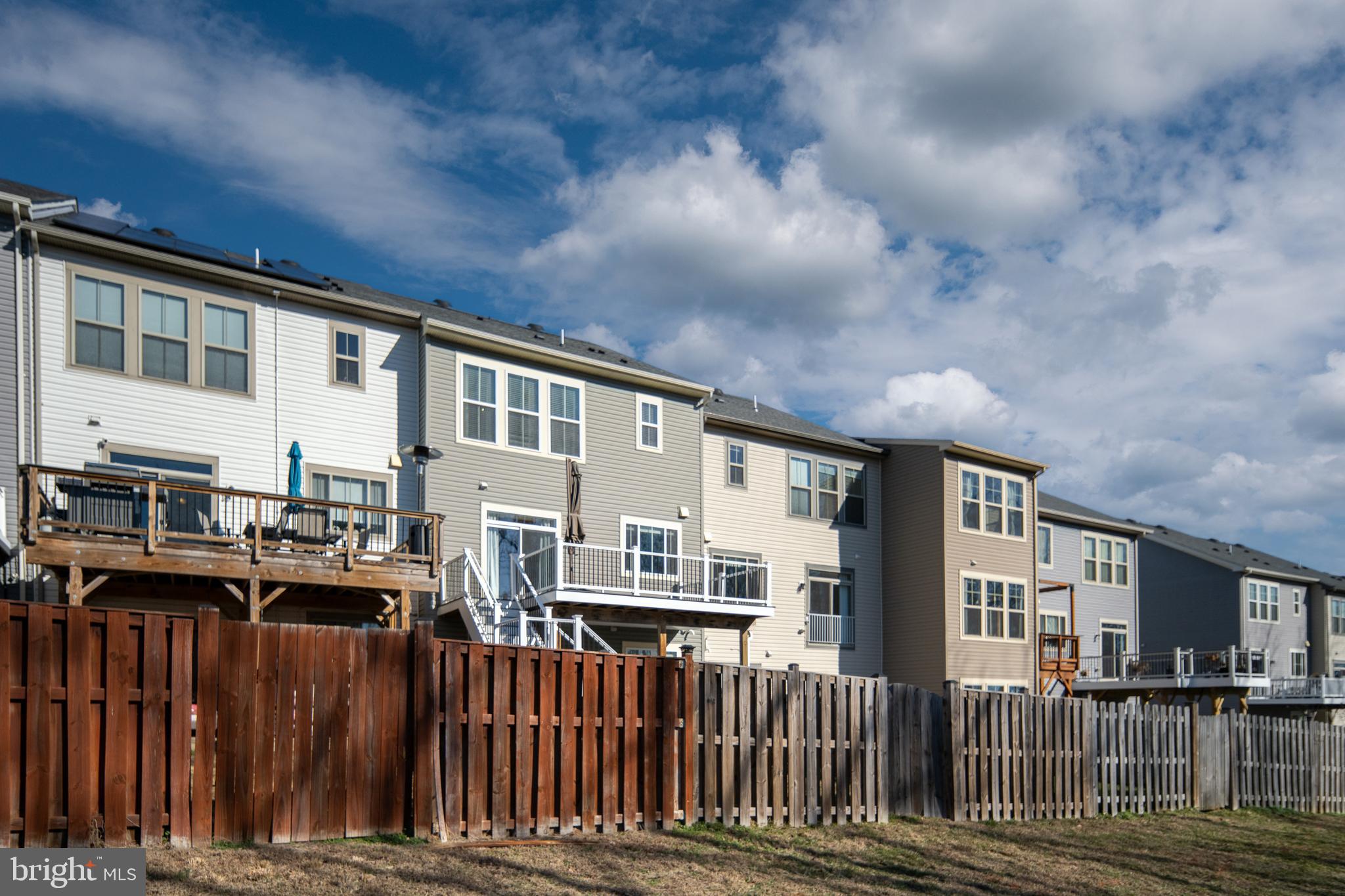 EMBREY MILL - Residential