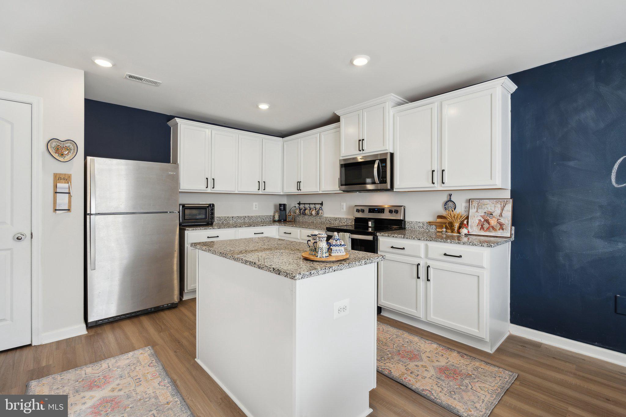 BROOKWOOD - Residential