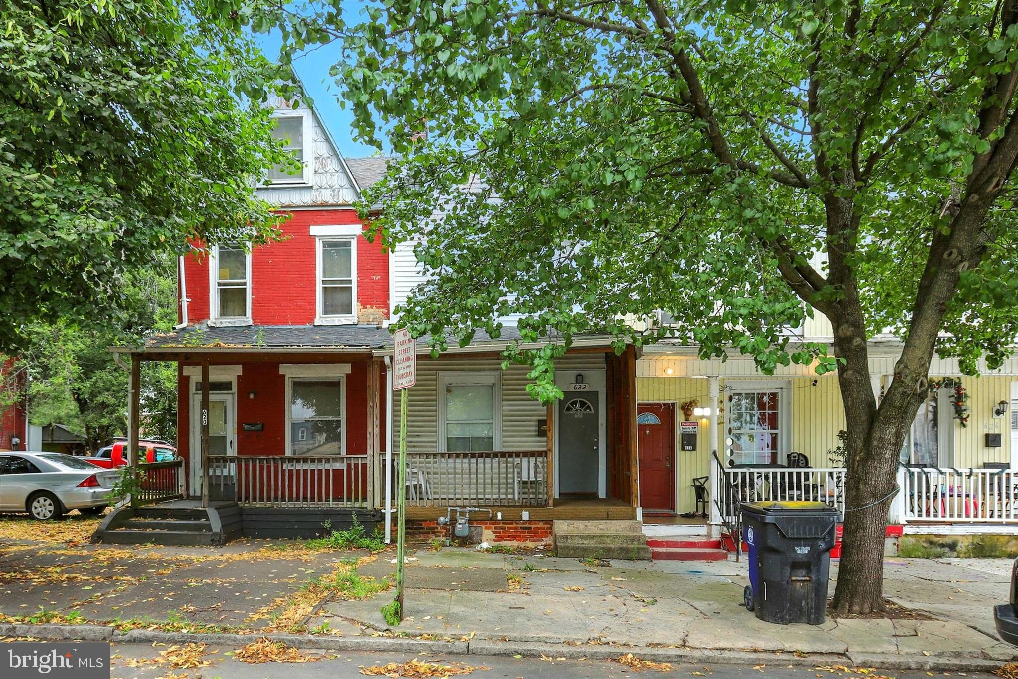 622 WOODBINE STREET