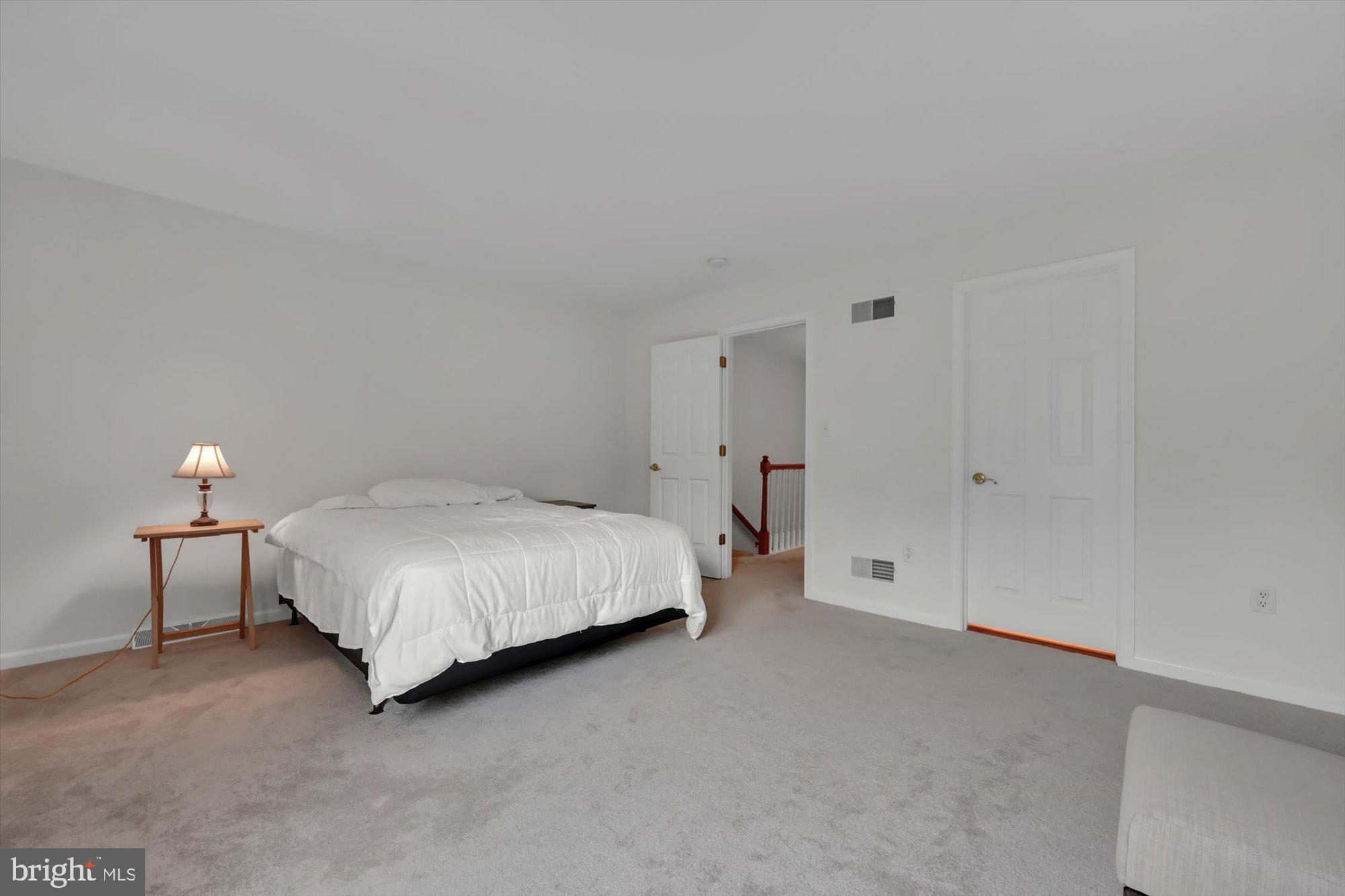 CROSSGATES - Residential