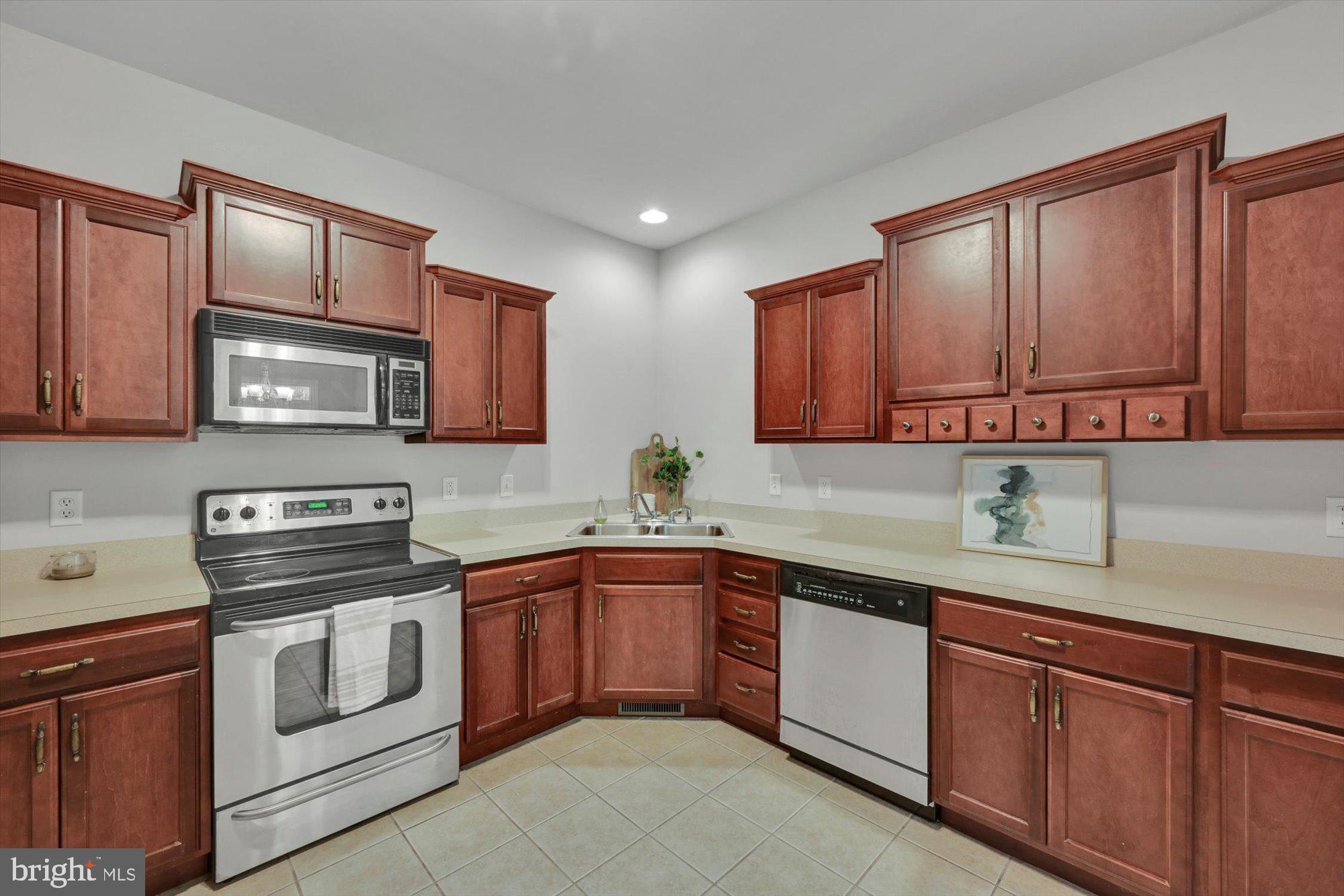 CROSSGATES - Residential