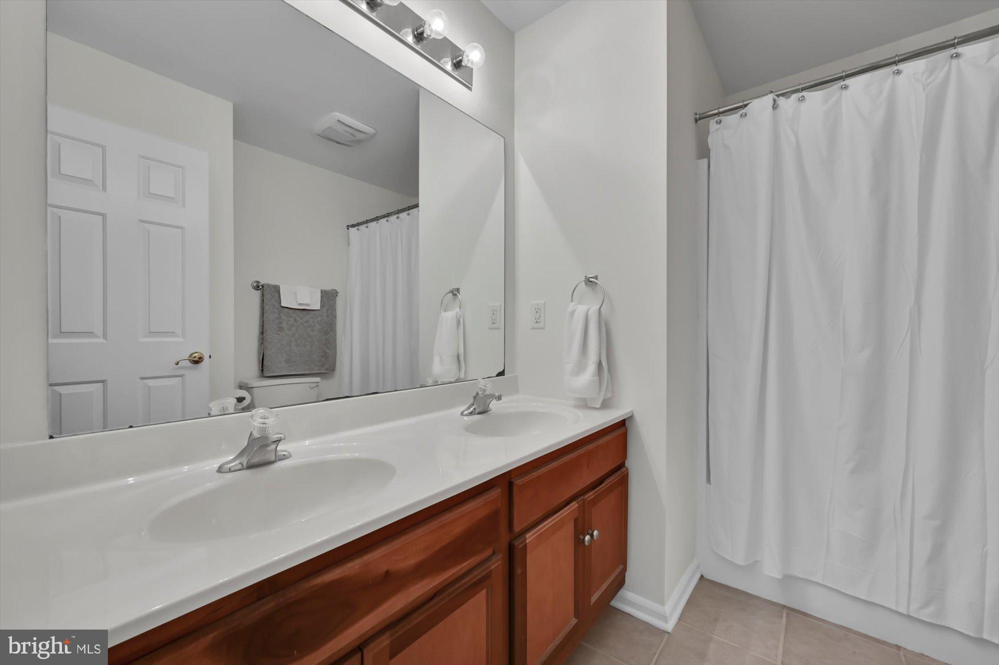 CROSSGATES - Residential