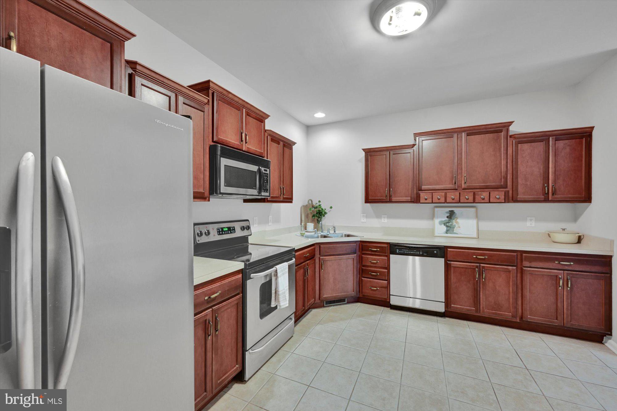 CROSSGATES - Residential