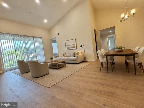 Condo For Sale - 15210 Elkridge Way #91-3K<br/> Montgomery County, SILVER SPRING, MD 20906