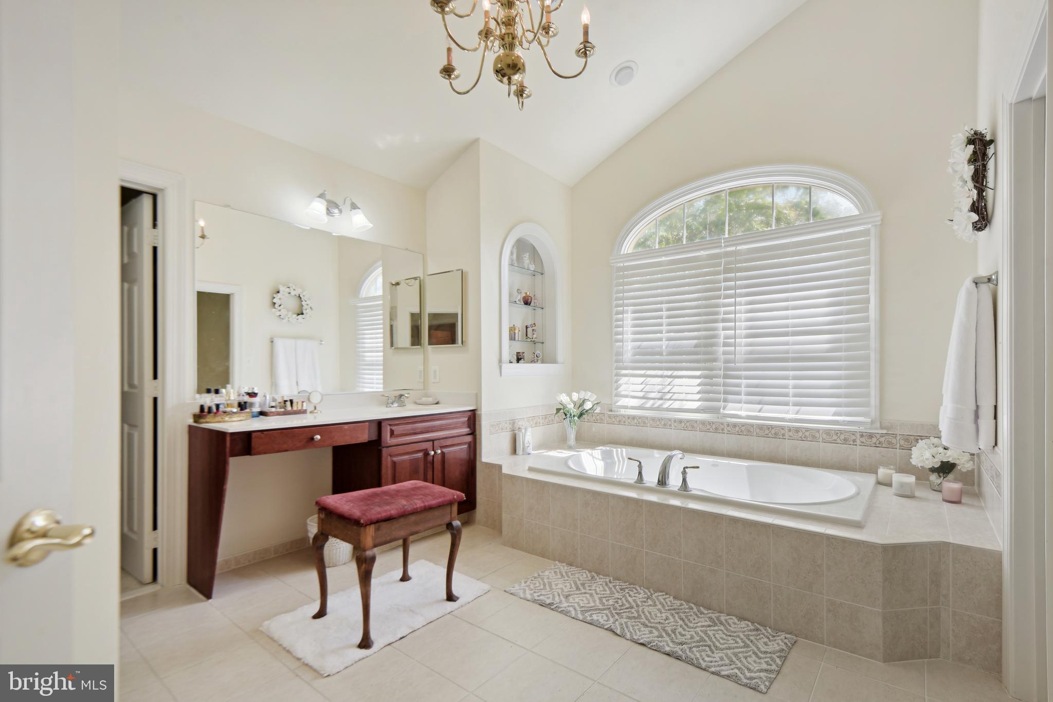 RIVER FALLS - Residential