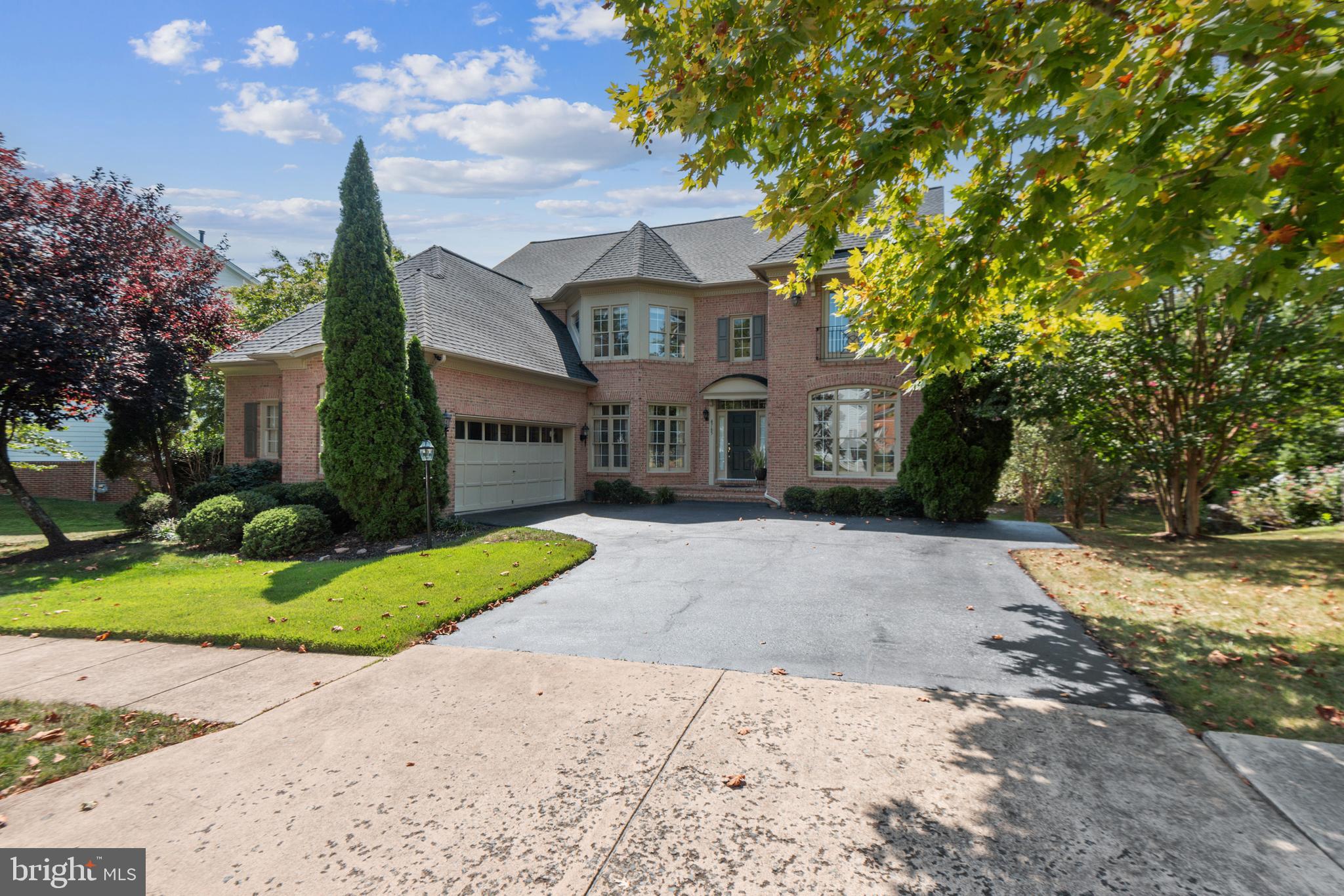RIVER FALLS - Residential