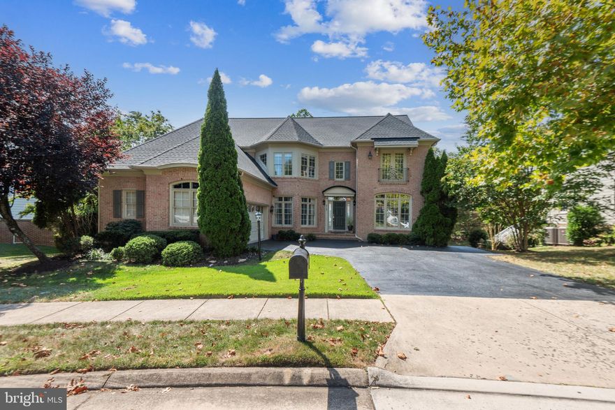 OVER 6500. SQ FT   .CRAFTSMARK .DESIGNER ….FEATURES ….SPECTACULAR  VIEW …$60K  premium   GOLF COURSE LOT IN   RIVER FALLS THIS CUSTOM WESTCHESTER MODEL ENJOYS  THREE  FINISHED LEVELS W/O TO GOLF COURSE VIEW FROM MAIN  LEVEL TREK DECK  AND LL.   A UNIQUE  OPEN FLOOR PLANS LENDING ITSELF TO GRACIOUS ENTERTAINING UPGRADED FEATURES:  HIP ROOF,  TUDOR BRICK EXTERIOR.  CUSTOM MOLDING,   OPEN FOYER  with 40 FT HIGH  ENTRYWAY, THE ENTIRE FIRST FLOOR HAS CUSTOM MOLDING, ENCASED WITH COLUMNS IN THE LIVING ROOM AND FAMILY  ENTRYWAY. THERE IS CUSTOM BASEBOARD WITH QUARTER ROUND MOLDING THROUGHOUT THE FIRST FLOOR. THE DINING ROOM HAS TRIPLE 10 INCH CUSTOM CROWN. SUNLITE TRANSOME WINDOWS ENHANCE THE LIGHT IN BOTH THE DINING ROOM AND LIVING ROOM.  THE GOURMET KITCHEN HAS A JENNAIRE CENTER ISLAND, CUSTOM CHERRY GLASS DOOR CABINETS 17X17 CERAMIC TILE IN BOTH KITCHEN AND SUNROOM. THIS CUSTOMIZED WESTCHESTER MODEL HAS   RAVISH  TOUCHES OF WILLIAMSBURG WITH  UPGRADED CUSTOM MOLDING.  THERE ARE FIVE GRACIOUS SIZE  BEDROOMS ON UPPER LEVEL 5 BEDROOMS (1 NTC) OR SITTING ROOM AND THREE FULL BATHS. THE MASTER SUITE  OFFERS TWO WALK IN CLOSETS, HIS AND HER VANITIES SOAKING TUB AND SEPARATE SHOWER WITH A UNIQUE DOUBLE TRAMSOM WINDOW AND BUILT IN SHELVING.  THE MAIN LEVEL STUDY WING COULD BE CONVERTED TO A FIRST FLOOR BEDROOM(NTC) BY ADDING A DOOR TO THE ENTRY WAY OF THE WING WHICH HAS A CLOSET AND HALF BATH.  THE LOWER LEVEL HAS A  25 FOOT REC ROOM WITH 4 DAYLIGHT WINDOWS. THERE IS ALSO  A FULL BATH AND  BEDROOM WITH 36 INCH  DAYLIGHT WINDOWS THAT LOOK OUT AT THE GOLF COURSE AND  A SEPARATE STORAGE ROOM.THIS BEAUTIFUL CENTER HALL COLONIAL BUILT BY CRAFTSMARK(A HIGHLY RECOGNIZED BUILDER IN NORTHERN VIRGINIA)  HAS UPGRADED HARDWOOD FLOORS ON ENTIRE FIRST LEVEL EXCEPT  KITCHEN AND ADJACENT SUNROOM. THE CLASSIC CENTER HALL DESIGN LENDS ITSELF TO THE ULTIMATE IN ENTERTAINING (I HAVE ENTERTAINED UP TO 90 GUESTS EASILY WITH THE FLOW THAT THIS FLOOR PLAN OFFERS)  THE DINIING ROOM HAS A VERY UNIQUE HEXAGON SHAPE AS DOES THE UPPER LEVEL STUDY/SITTING ROOM/BEDROOM .  THE GRACIOUS UPPER LEVEL  OWNER SUITE  HAS 14 FOOT  VAULTED CEILINGS,, OFFICE OR 5TH BEDROOM (ntc)/STUDY OR SITTING ROOM. THE  LUXURY BATH OFFERS HIS AND HER VANITIES, A SOAKING TUB, SEPARATE SHOWER AND TWO WALK IN CLOSETS,  BEDRM #2 WITH PRIVATE BATH AND WALK IN CLOSET, BEDROOMS 3 AND 4 ARE JACK AND JILL EACH WITH WALK IN CLOSETS. THE LOWER LEVEL HAS SEVEN WINDOWS  ACROSS THE BACK THAT ARE 36 INCH DAYLIGHT  WINDOWS TO VIEW THE GOLF COURSE, FOUR IN THE REC ROOM AND  THREE IN THE BEDROOM. THE LOWER LEVEL BEDROOM HAS A FULL BATH AND WALK IN CLOSET.    THIS UNIQUE HOME HAS A SIDE LOAD TWO CAR GARAGE WITH 1500 FT DRIVEWAY FOR 4 CARS AND EXTRA STREET PARKING WITH A 225 FT FRONT FOOTAGE LOT . MANY TREES HAVE BEEN ADDED TO SIDES AND FRONT OF THE PROPERTY   New GAF 50 year architectural shingles were installed in 2016  and new gutters were installed in 2020.  As an original owner I can say River Falls is an amazing  community.
Living in Prince William County is quickly becoming (IN MY OPINION) THE BEST PLACE TO LIVE   FOR AMENITIES RESTAURANTS, SHOPPING AND SIGNATURE SCHOOLS.  LOOK UP COLGAN HS TO GET YOUR OWN INFORMATION AND STATISTICS. RIVER FALLS IS  CLOSE TO WATER ACCESS AT  BELMONT BAY  WHERE YOU CAN JOIN THE BOAT CLUB AND SAIL TO FLORIDA!!!AS AN ORIGINAL OWNER/AGENT  SINCE 2004, I HAVE ENJOYED ALL THE FUN ACTIVITIES AT THE CLUBHOUSE TO INCLUDE ST PATRICKS DAY,EASTER SUNDAY BRUNCH,ICE CREAM SOCIALS AT THE POOL,CHRISTMAS WITH SANTA.  THE CLUBHOUSE IS AVAILABLE FOR RESERVATIONS FOR WEDDINGS AND SPECIAL EVENTS. LOCATION LOCATION ... LOCATED JUST OFF PRINCE WILLIAM PARKWAY WITH EASY ACCESS TO BOTH DULLES AND NATIONAL AIRPORT, FT BELVOIR,QUANTICO,THE PENTAGON. DOWN THE STREET FROM POTOMAC MILLS A GREAT DISCOUNT MALL, CLOSE TO THE OCCOQUAN RESERVOIR THE POTOMAC RIVER, OLD TOWN OF OCCOQUAN AND OLD TOWN OF MANASSAS.  40 MILES TO DC, original owner/Owner agent