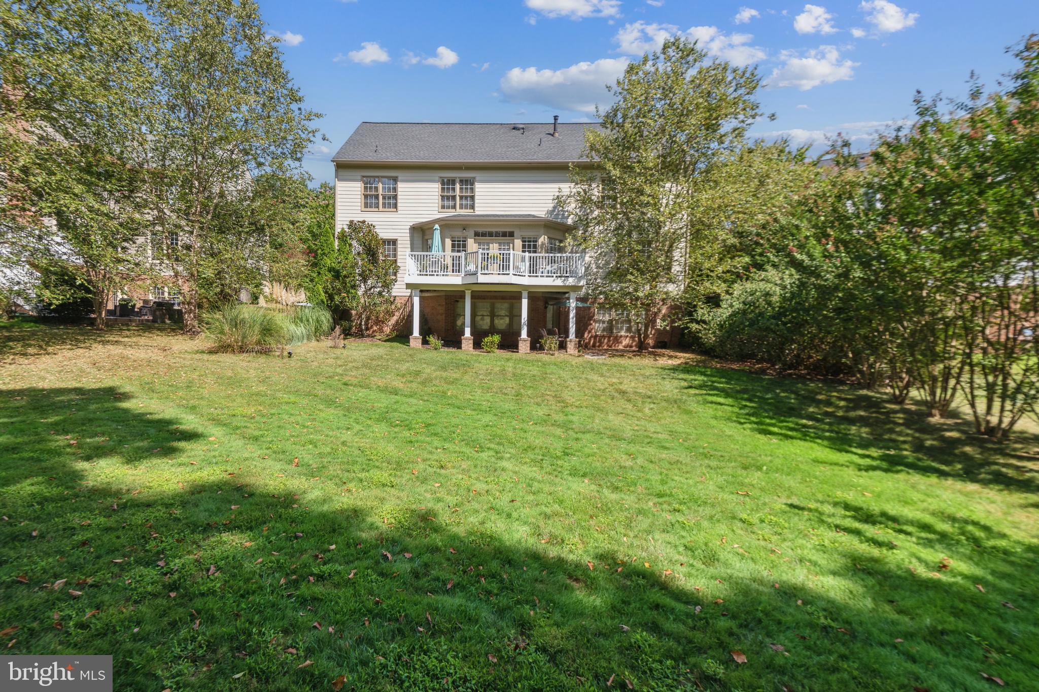 RIVER FALLS - Residential