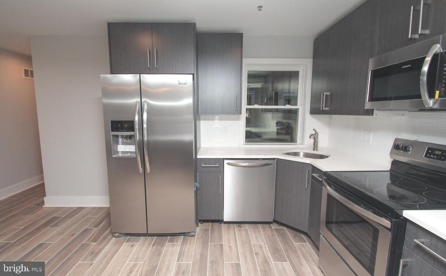 FISHTOWN - Residential Lease