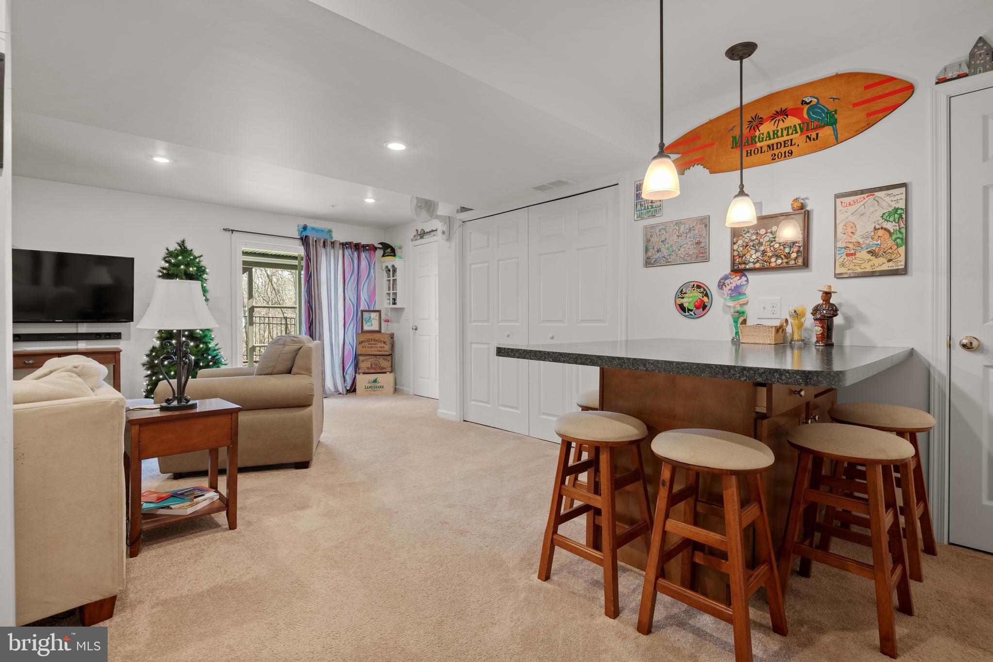 MANOR HEIGHTS - Residential