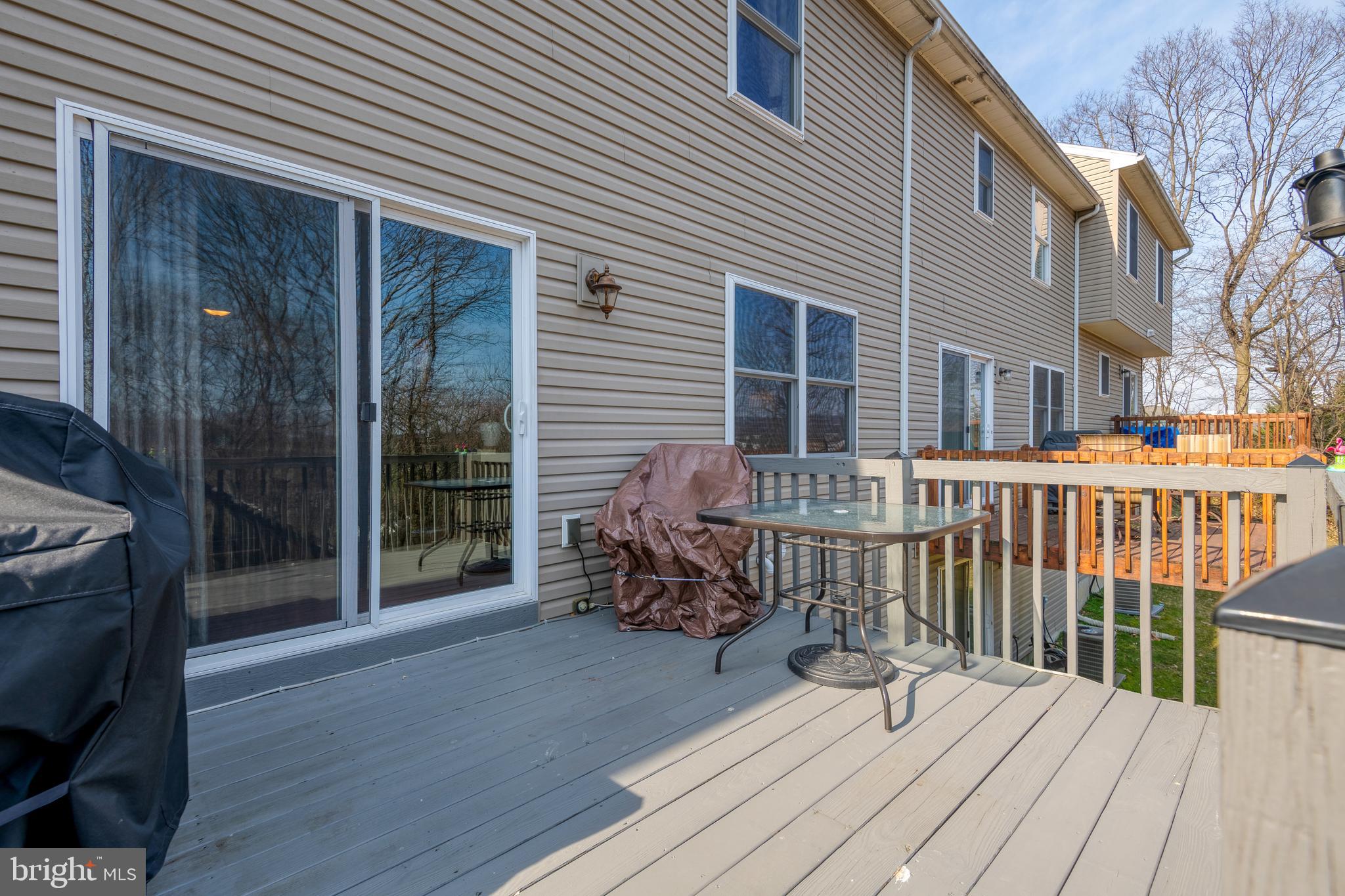 MANOR HEIGHTS - Residential