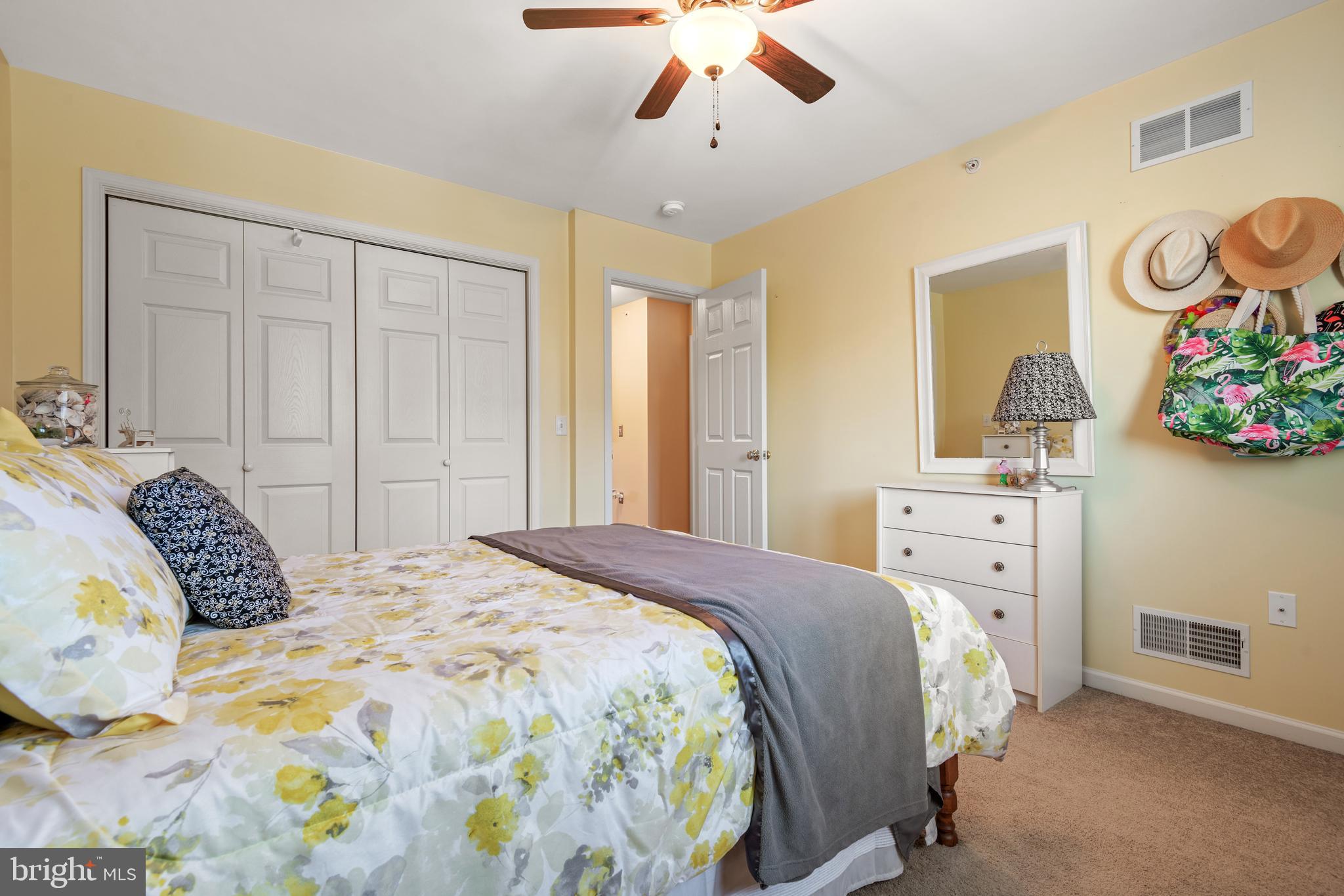 MANOR HEIGHTS - Residential