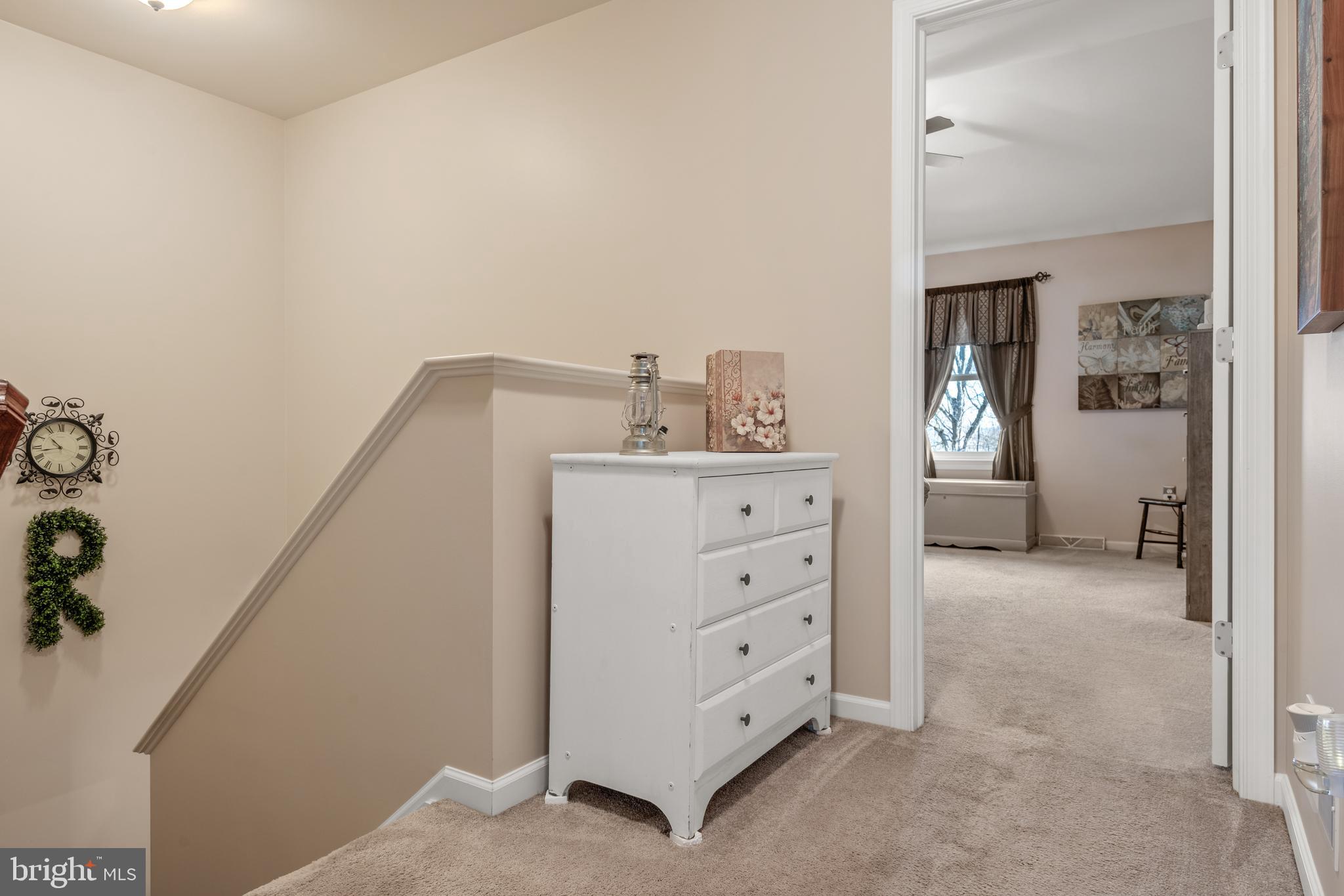 MANOR HEIGHTS - Residential