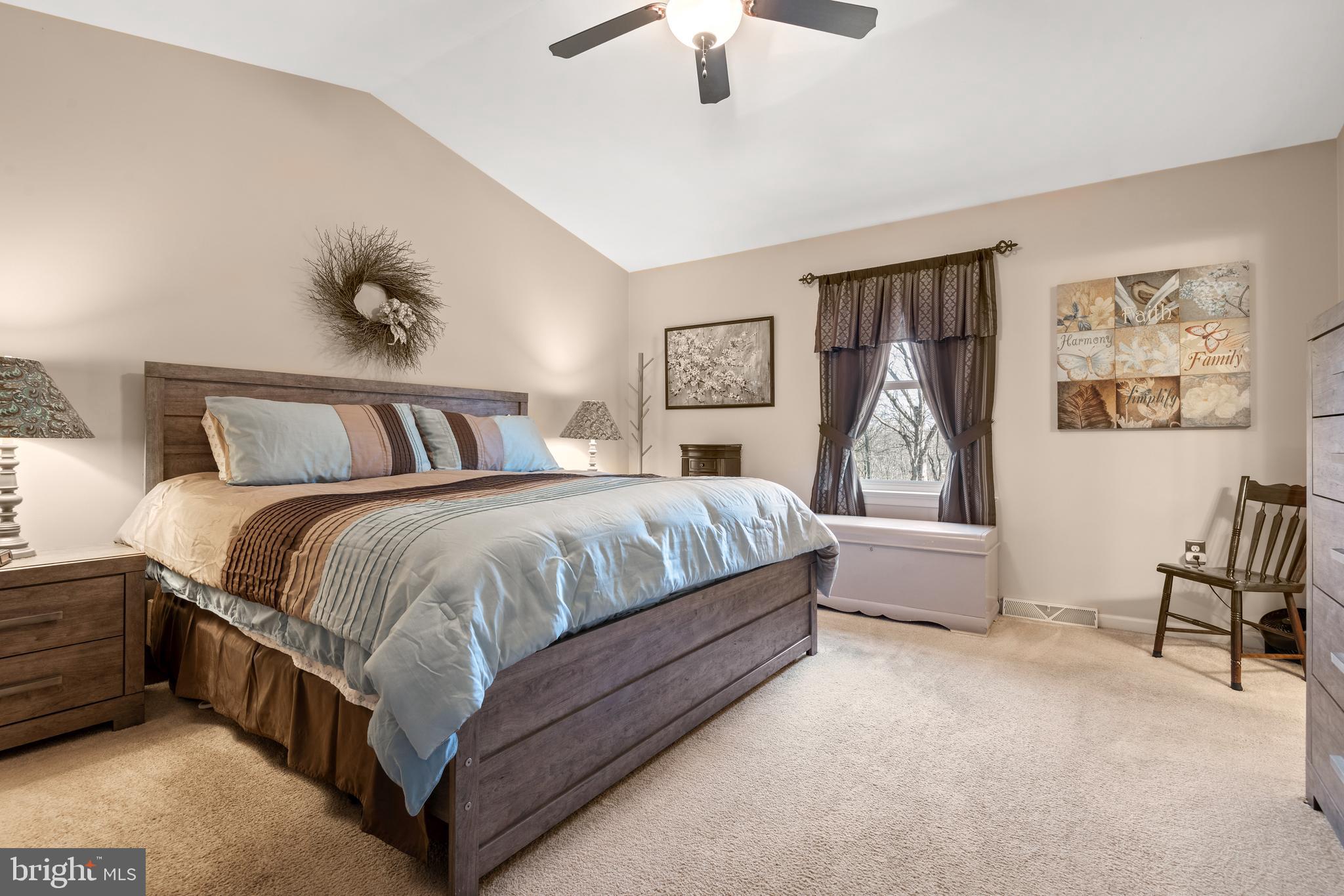 MANOR HEIGHTS - Residential