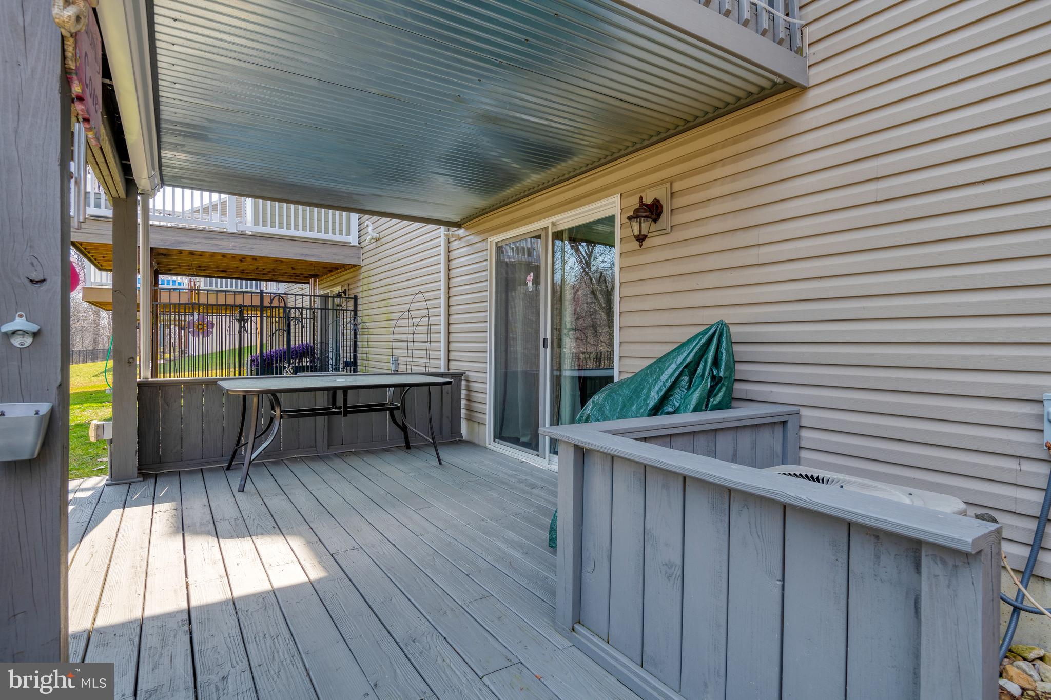 MANOR HEIGHTS - Residential