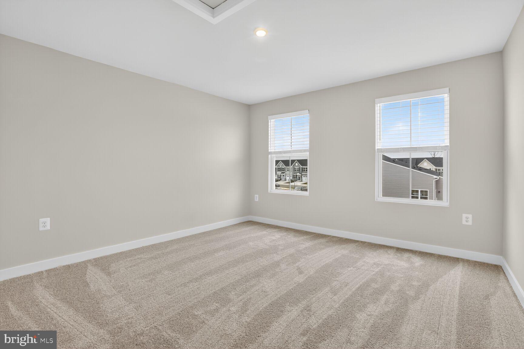 ALEXANDER'S CROSSING - Residential Lease